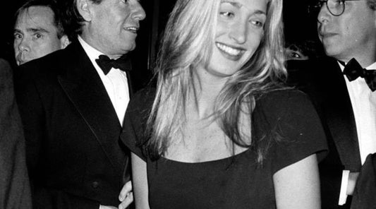 Carolyn Bessette-Kennedy: 90er-Looks modern stylen in 2026