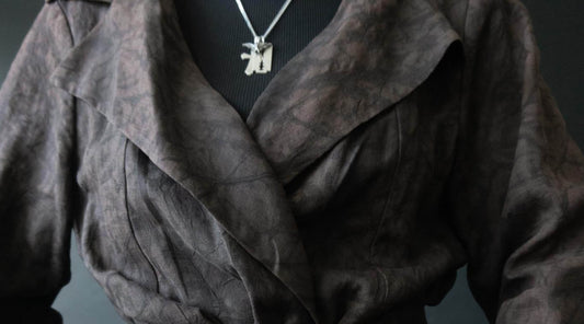 Die 5 Jacken-Essentials für den Frühling – zeitlose Klassiker aus Vintage-Perspektive