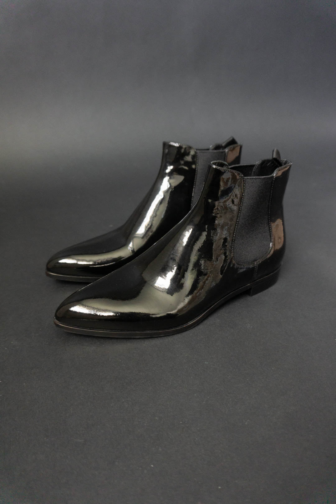 PRADA Chelsea Boots, Lack, 38