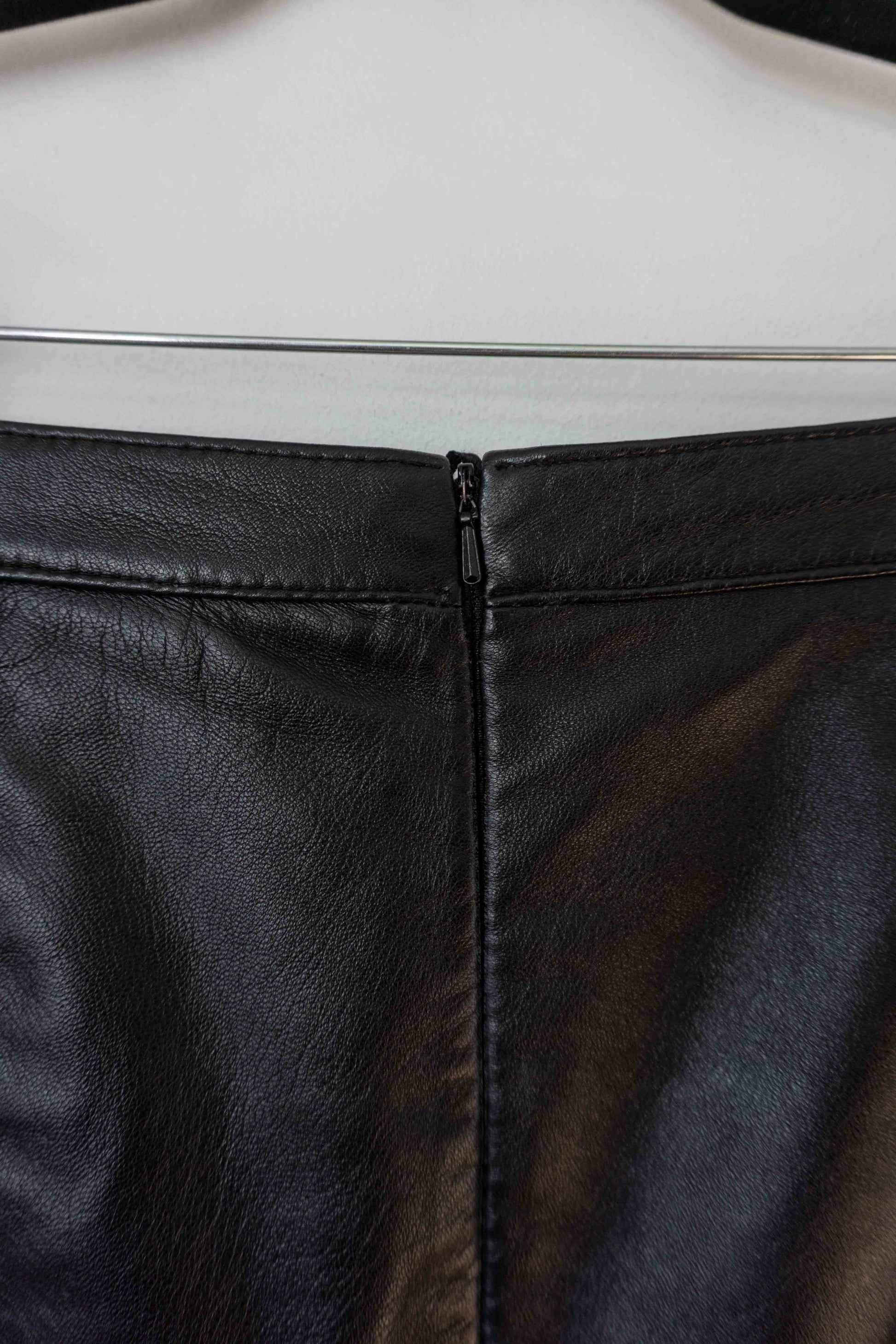 Lederrock Schwarz, S–M theplaincircle vintage