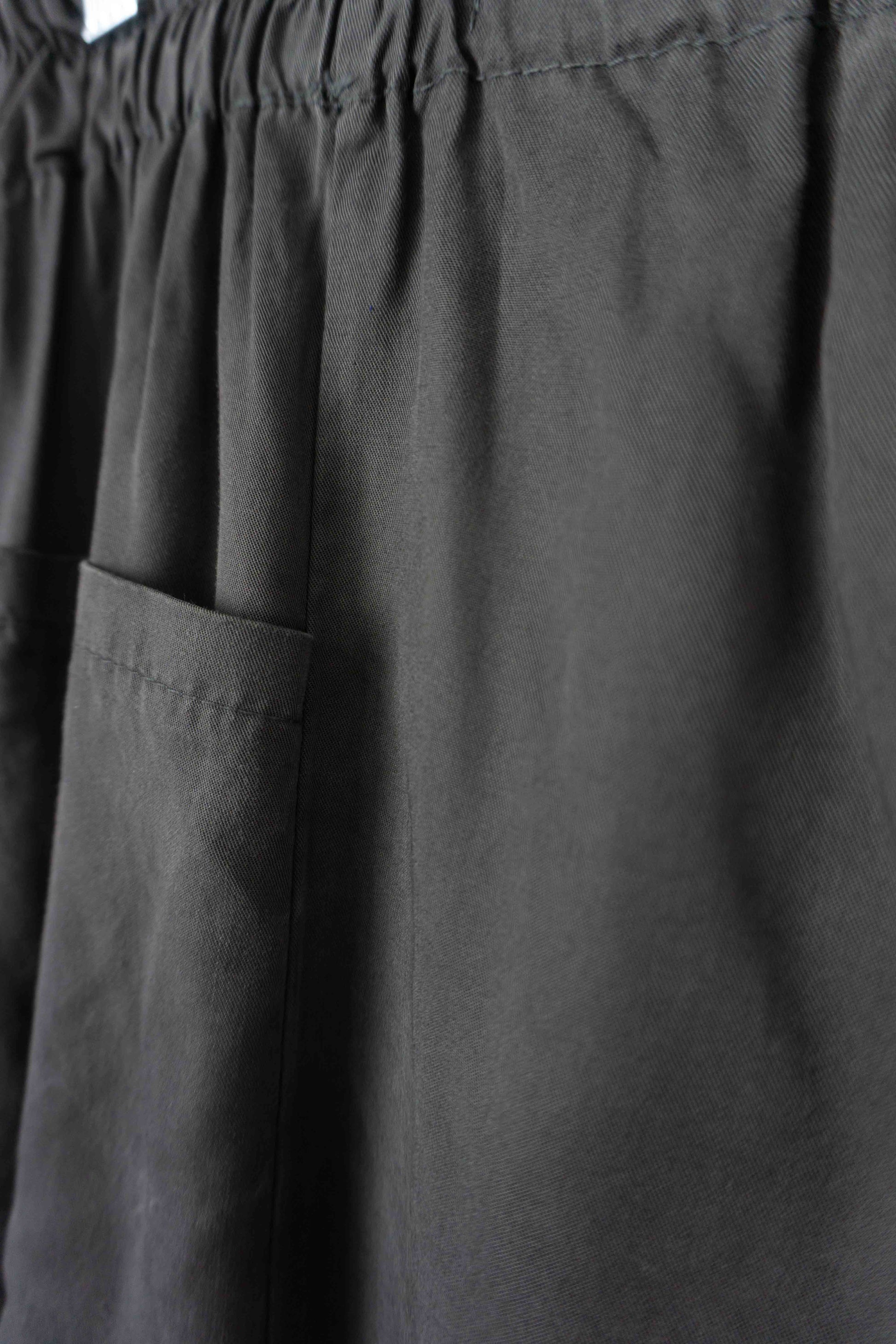 Vintage 90s Hose Washed Grey Tencel, M–L theplaincircle vintage