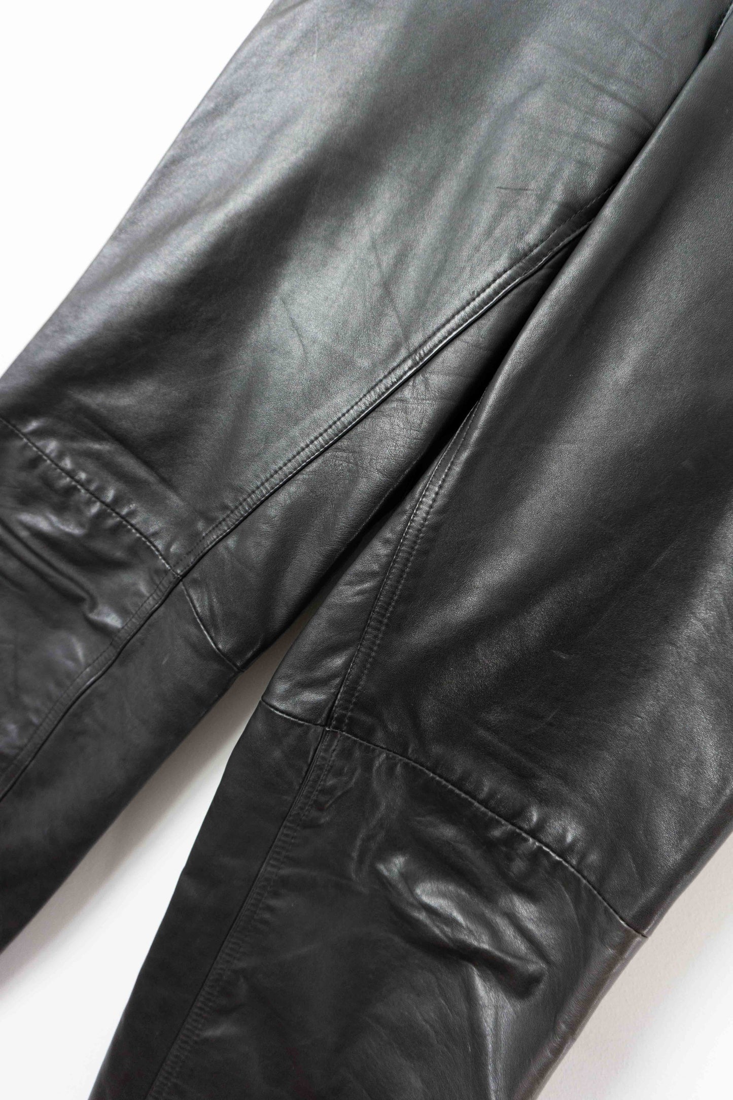 Lederhose Schwarz XS–S theplaincircle vintage