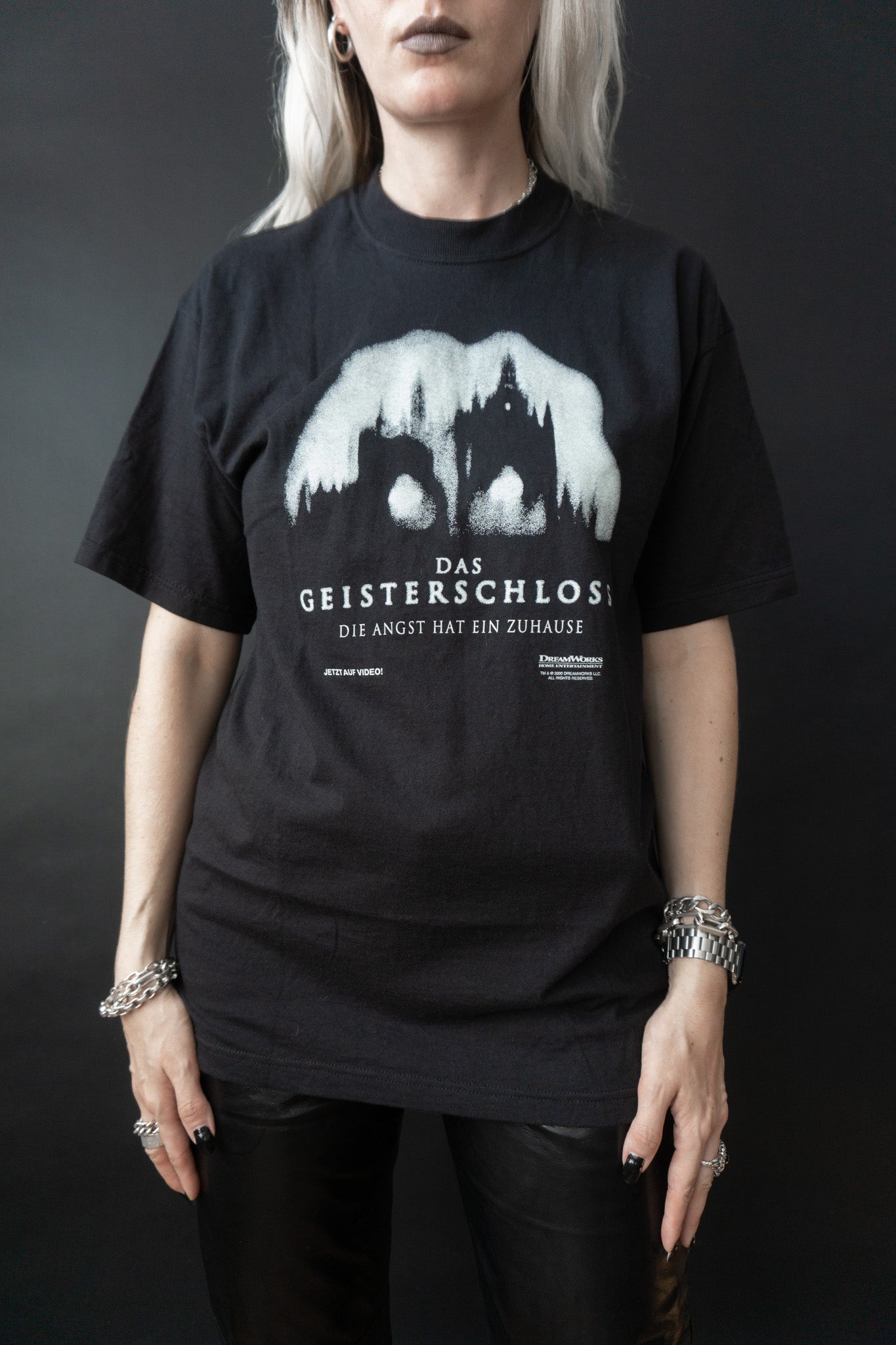 Oversized T-Shirt Ghost Castle 2000, M