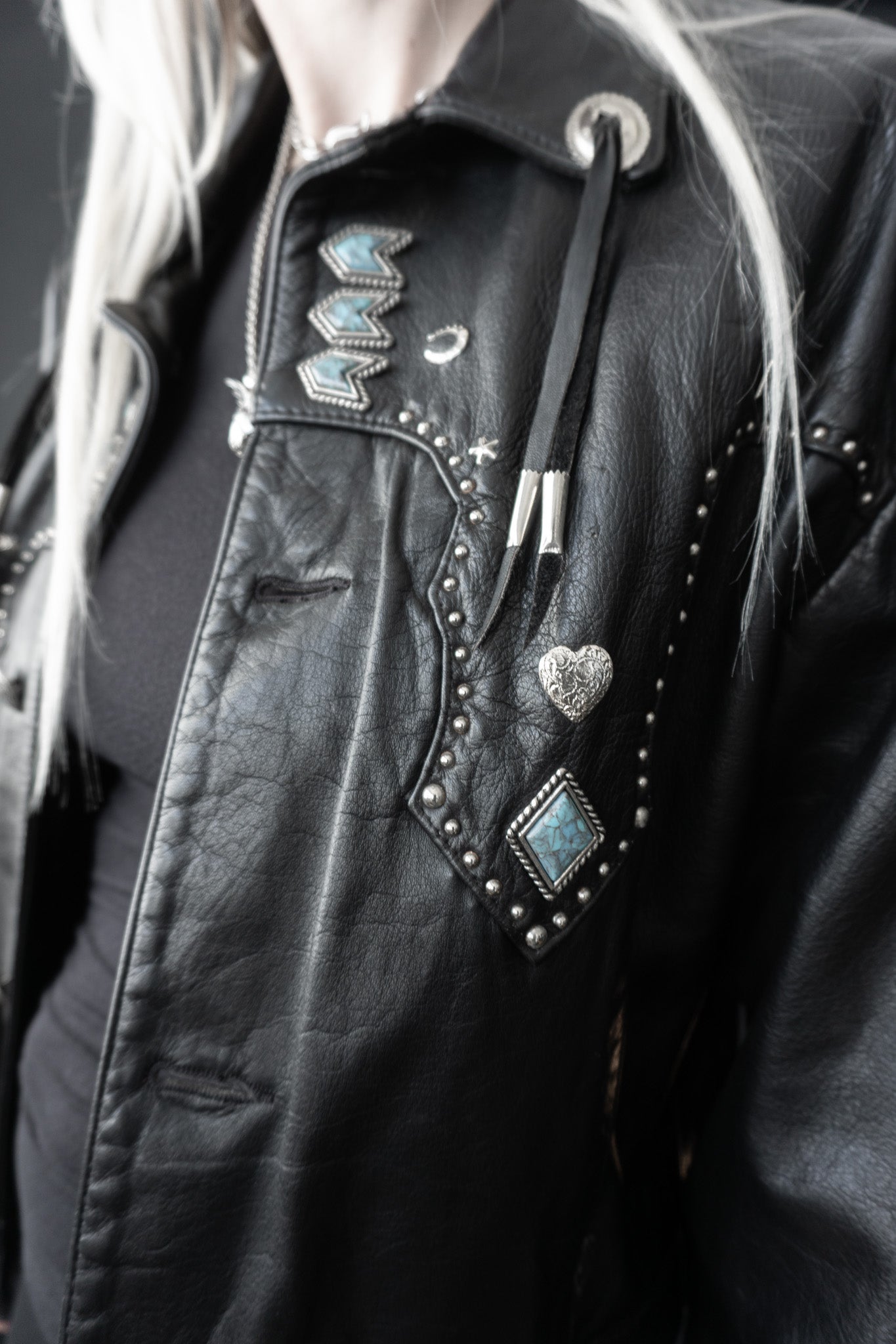 Leather jacket, rivets, M–L