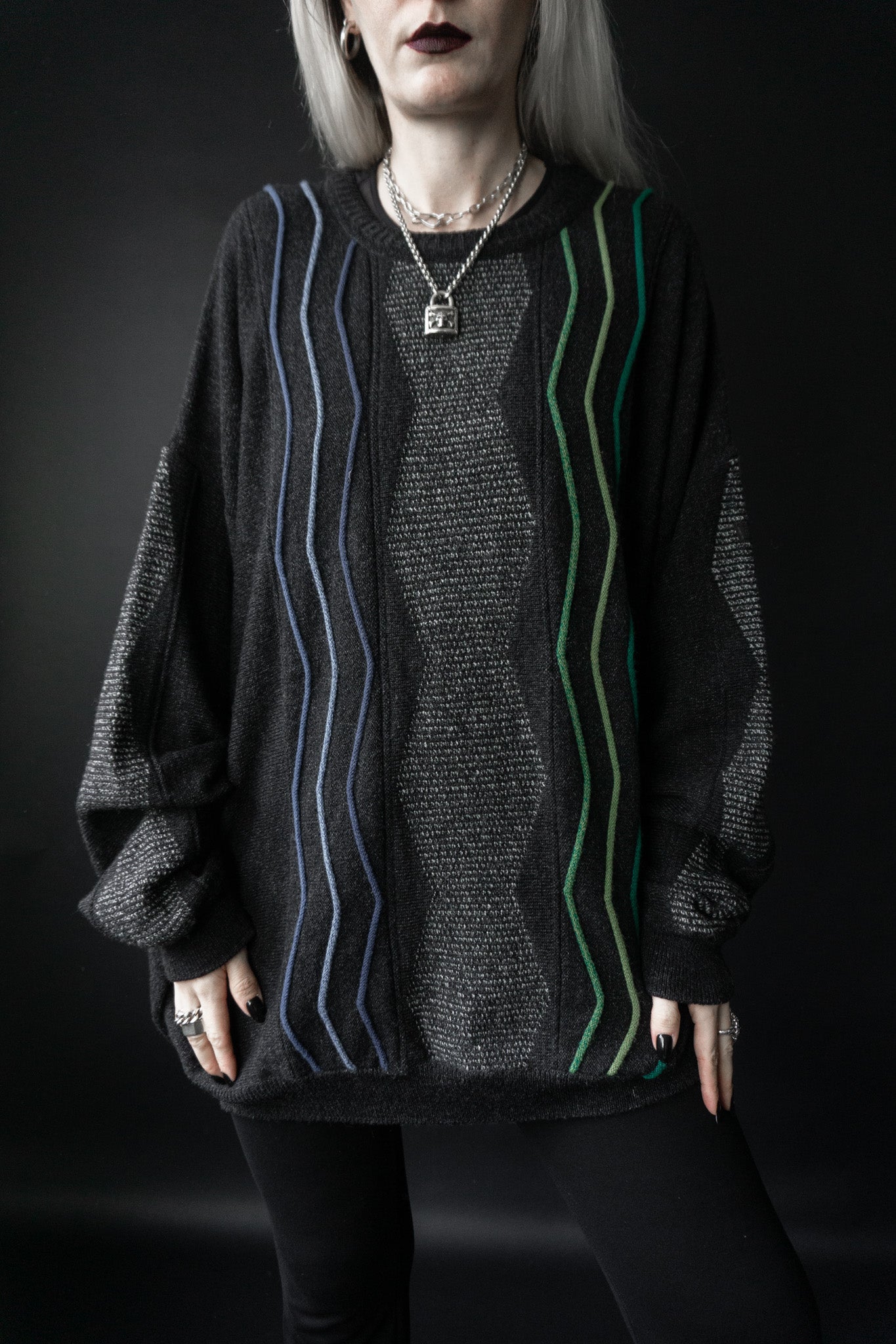 Oversized 80s sweater, M–XL