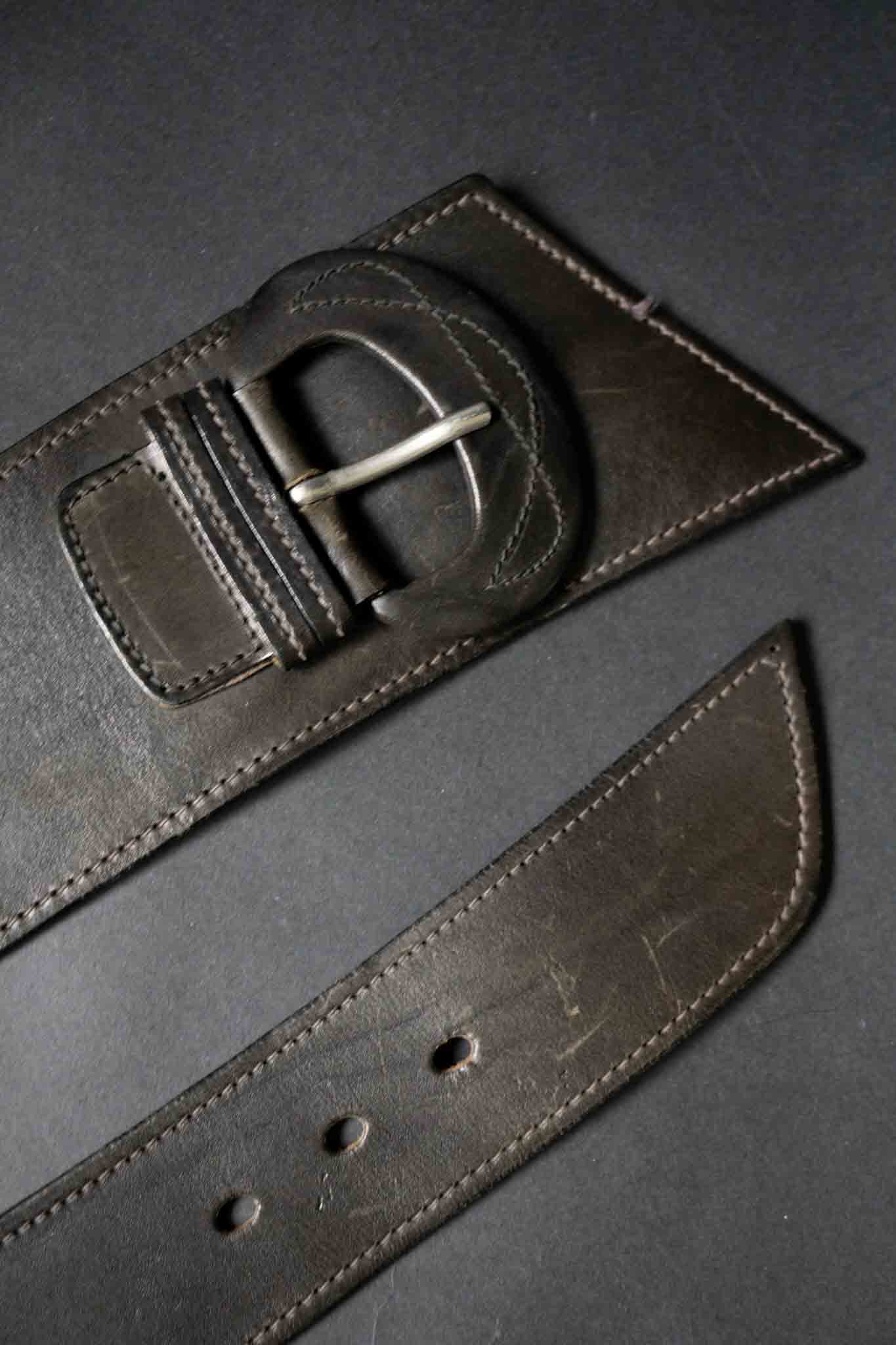 Vintage Ethno Ledergürtel schwarz-braun mit großer Schnalle und Stitching