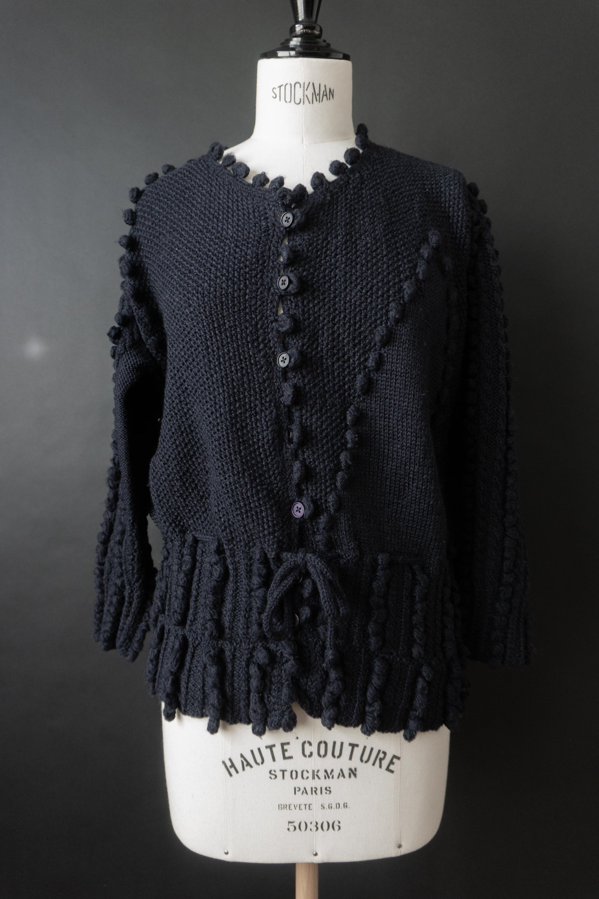 Handgestrickte Vintage Strickjacke aus Wolle – Folklore Cardigan, M–L theplaincircle vintage