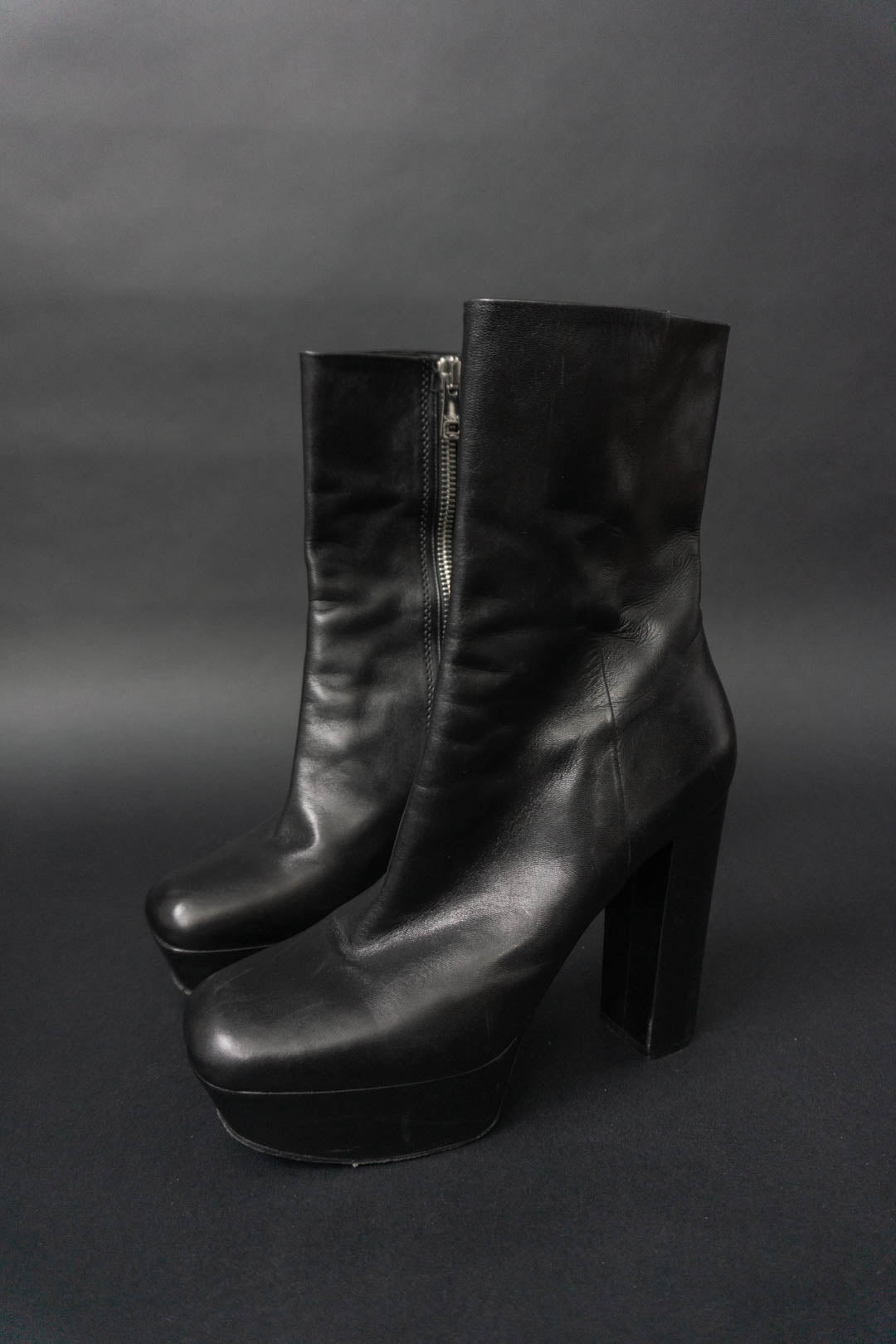 GUCCI Platform Boots 41 - theplaincircle vintage