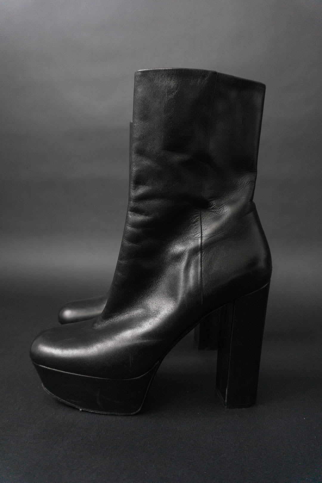 GUCCI Platform Boots 41 - theplaincircle vintage