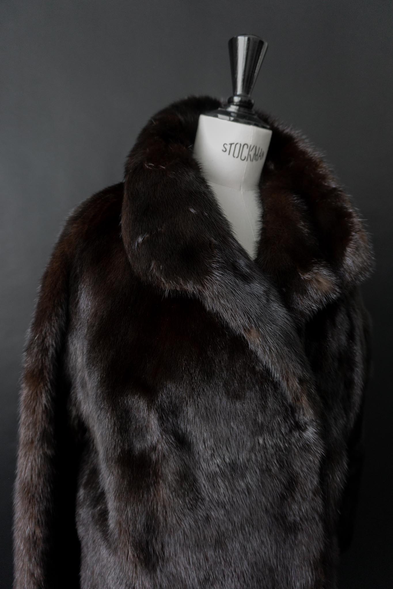 Vintage SAGA Mink Nerzmantel in dunklem Braun – Luxus-Fellmantel