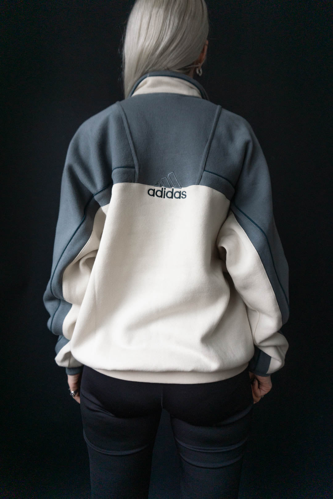 Adidas Sweatshirt S–M