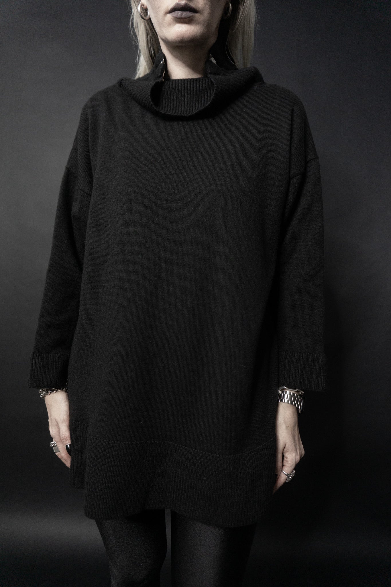 Pullover, oversized, black, M-L