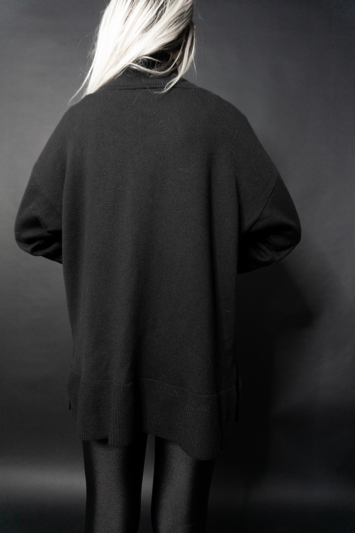 Pullover, oversized, black, M-L