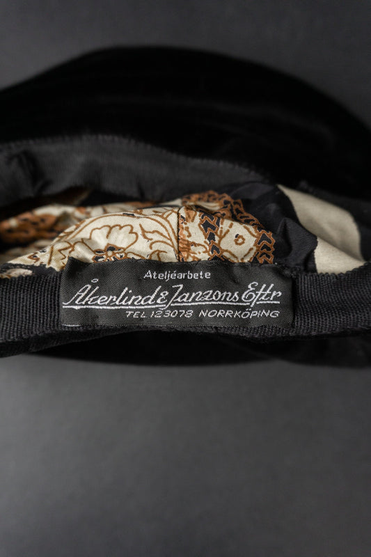 30s Samt Baret Mütze, Feder, Schwarz, schwedisch, 54 theplaincircle vintage