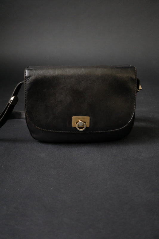 Goldpfeil Tasche Schwarz