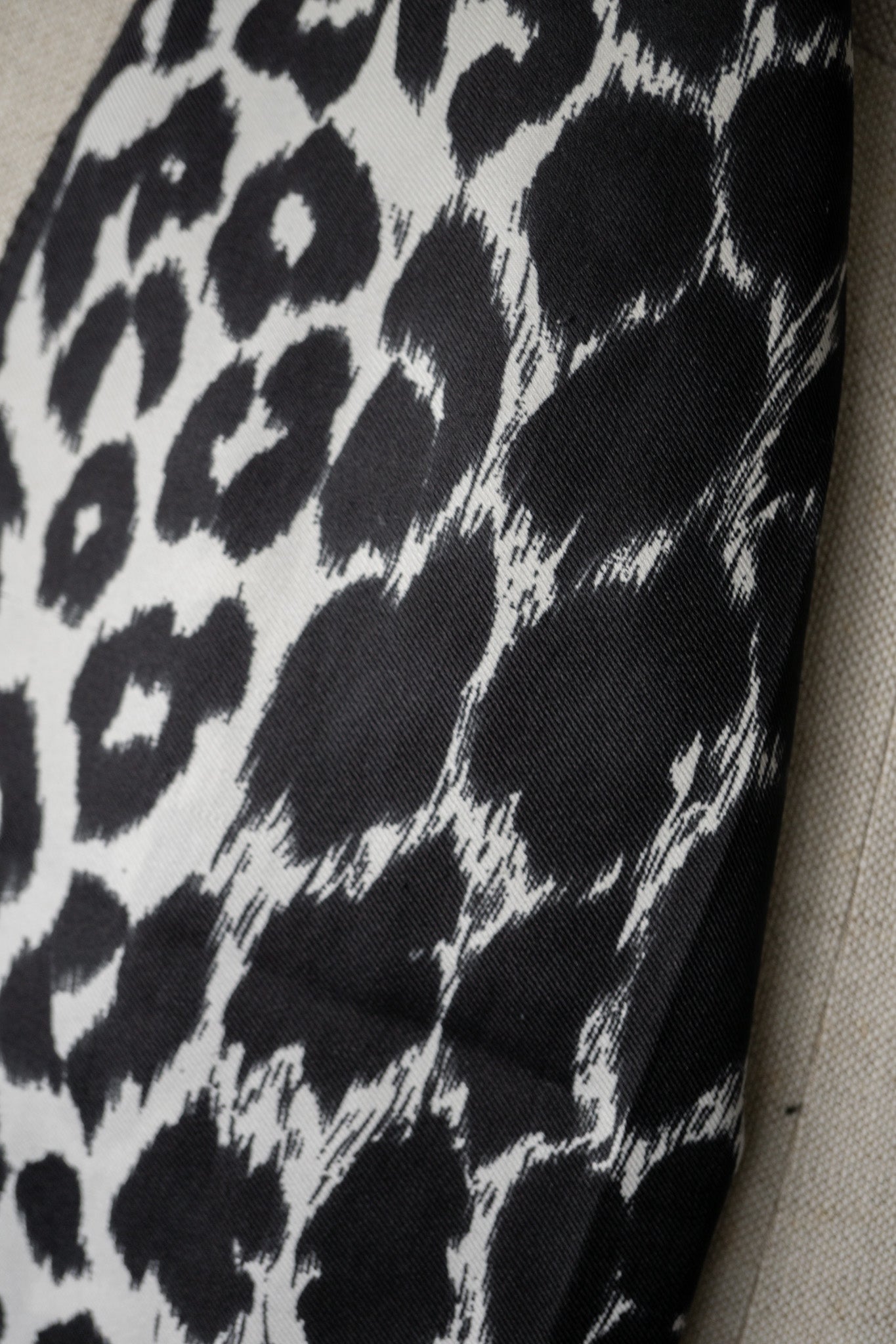 Scarf Animal Print Snow Leopard