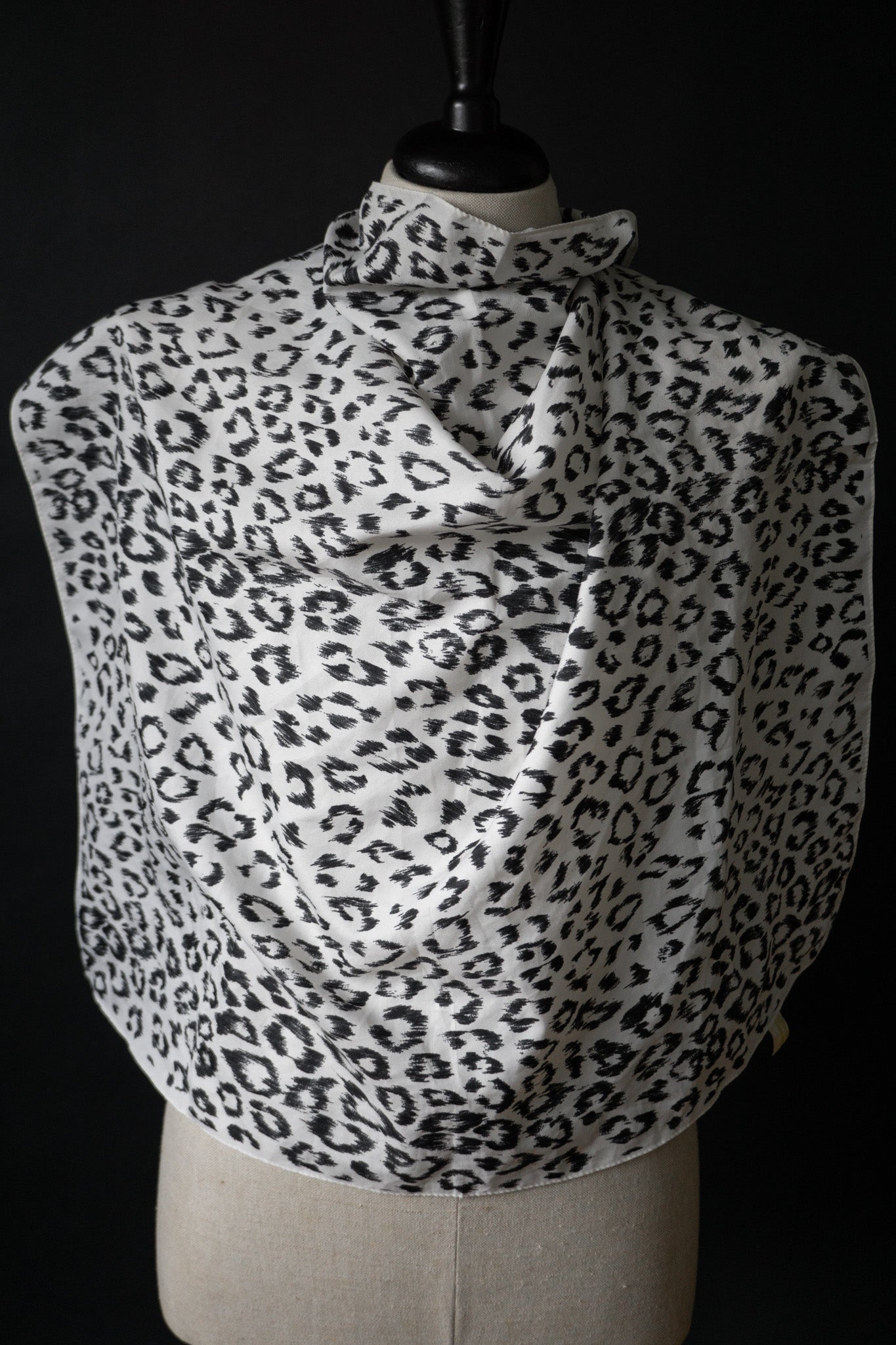 Cloth leopard