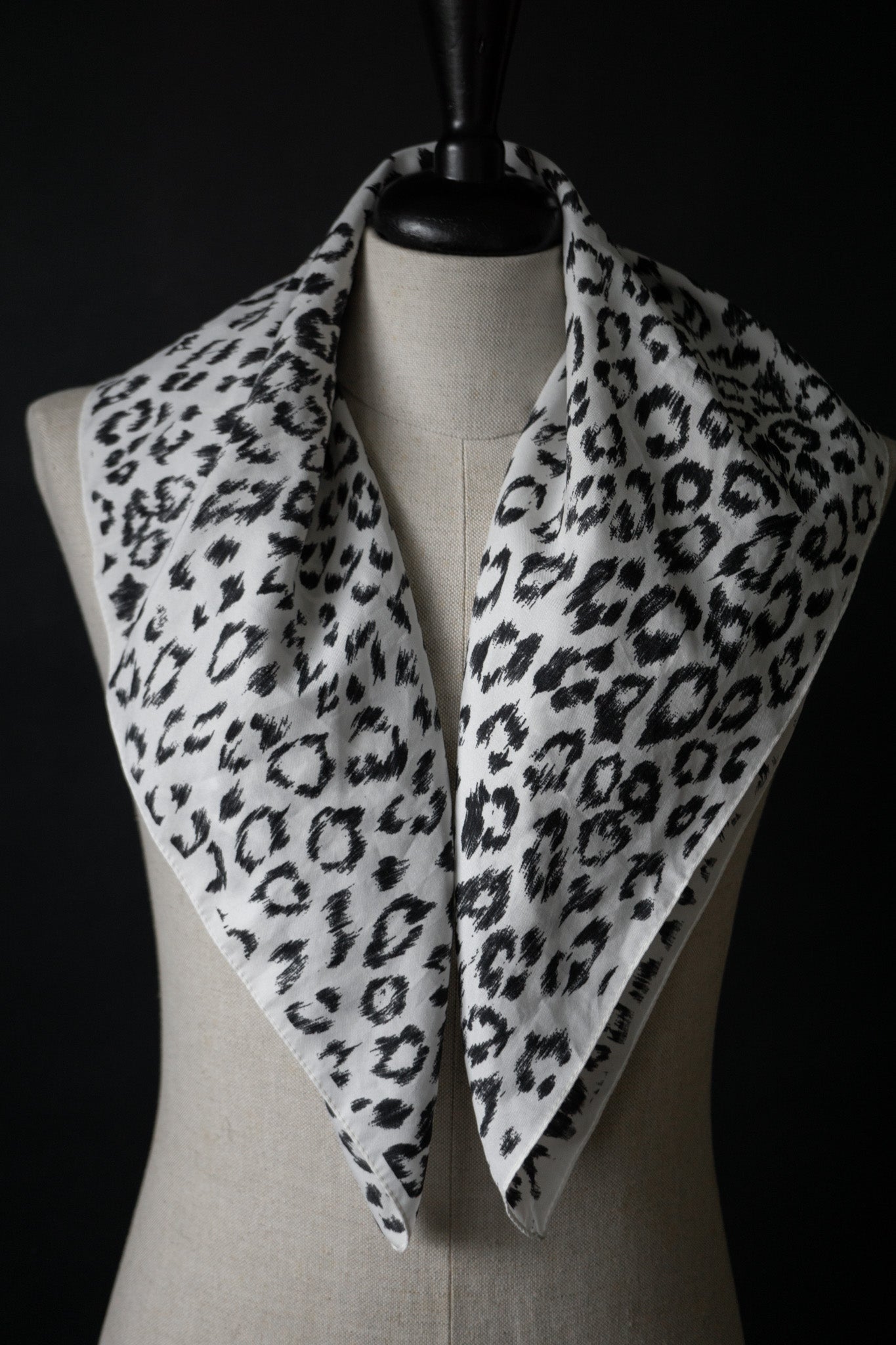 Cloth leopard