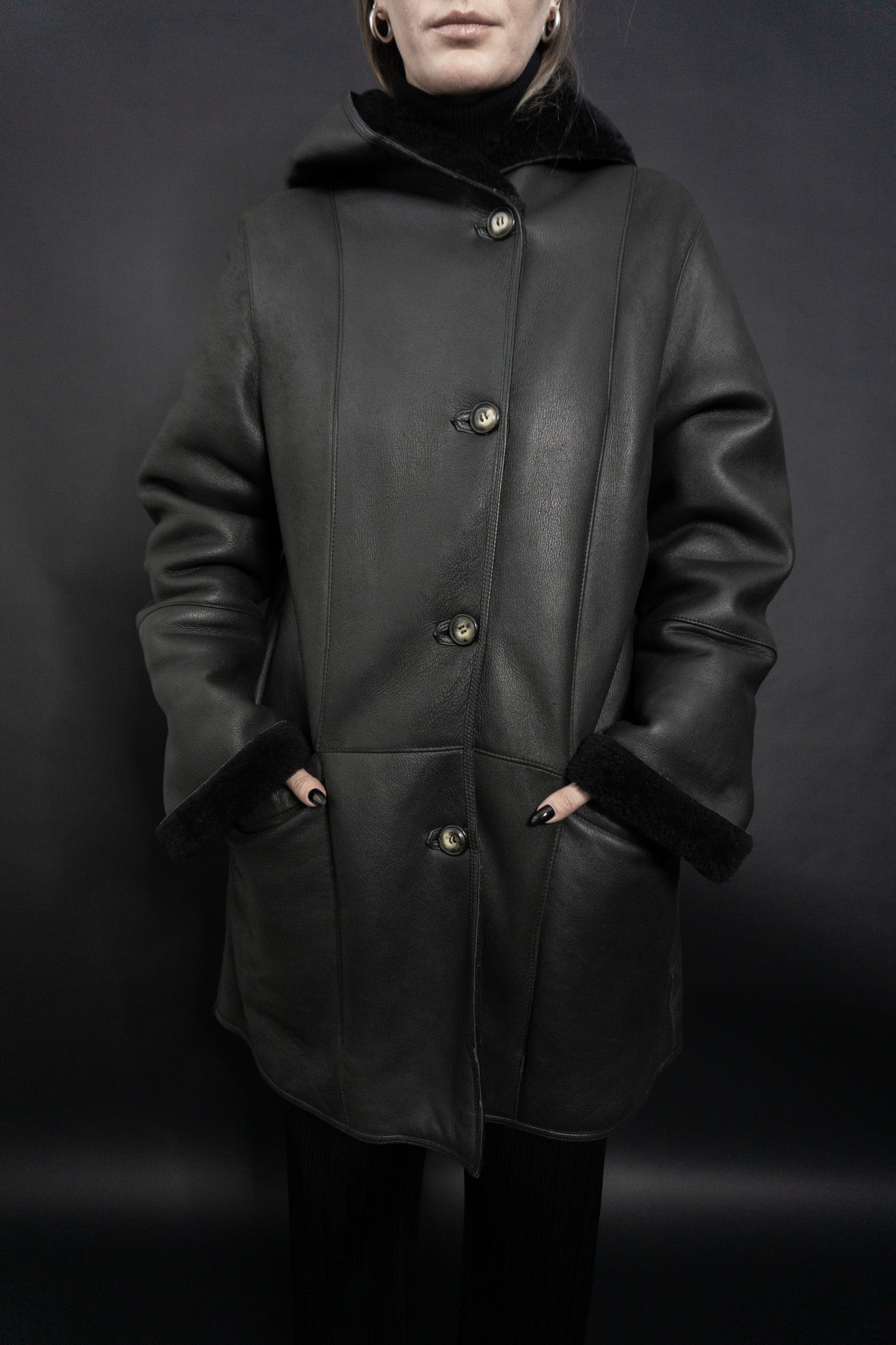 Lammy lambskin coat hood, M-L