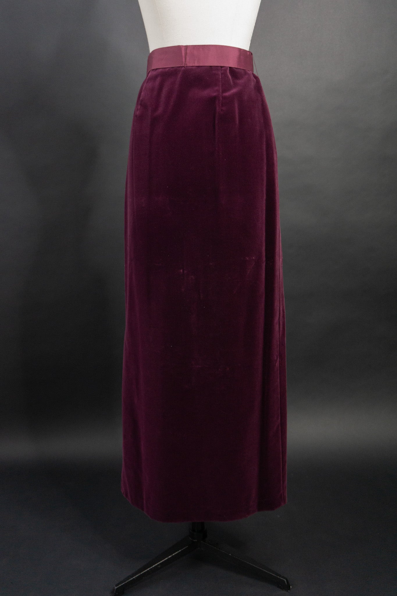 Witchy 70s velvet skirt purple, XS