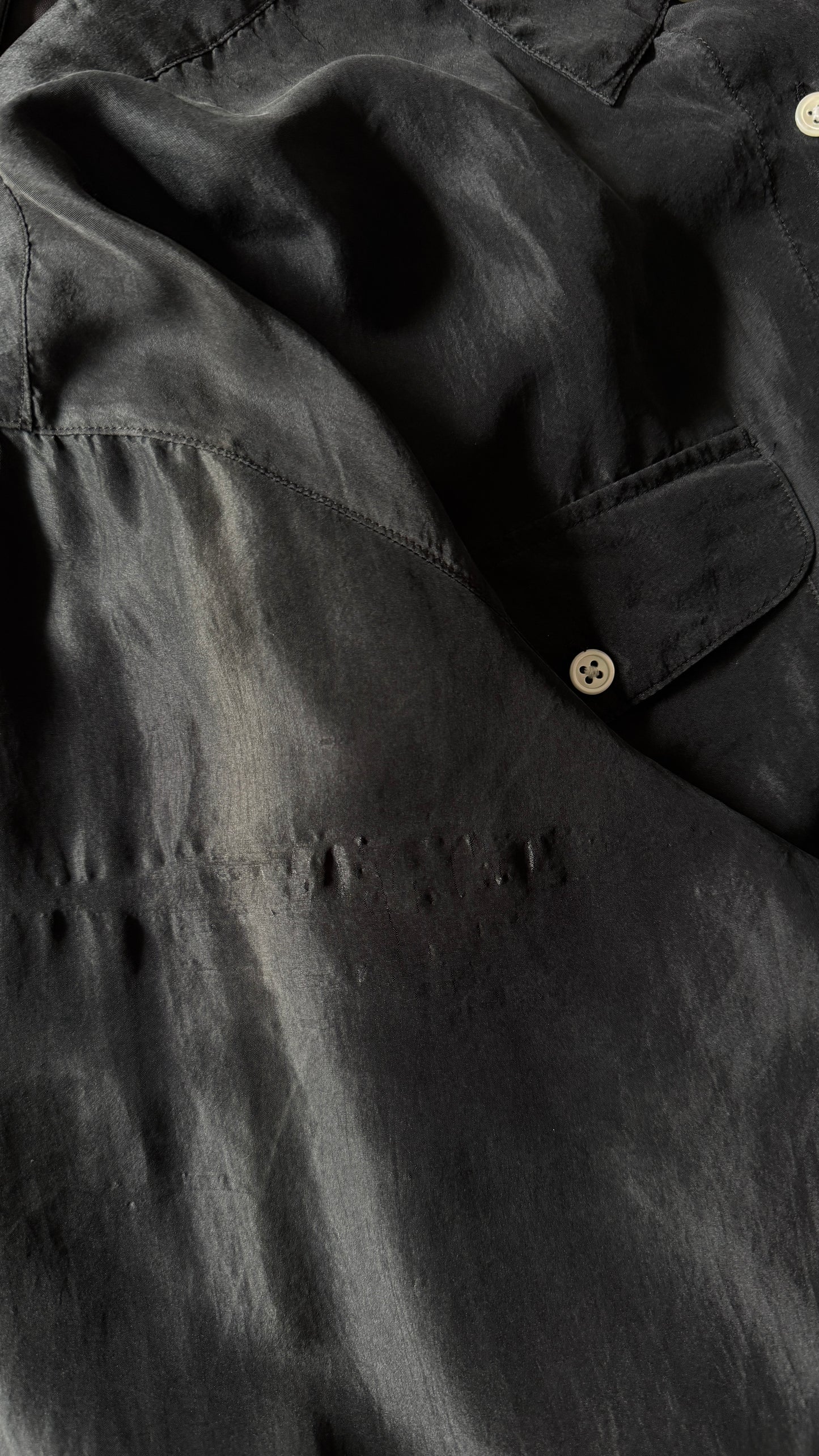 Vintage Seidenbluse schwarz 80er – Avantgarde Designer Bluse „Asphalt“, M–XL theplaincircle vintage