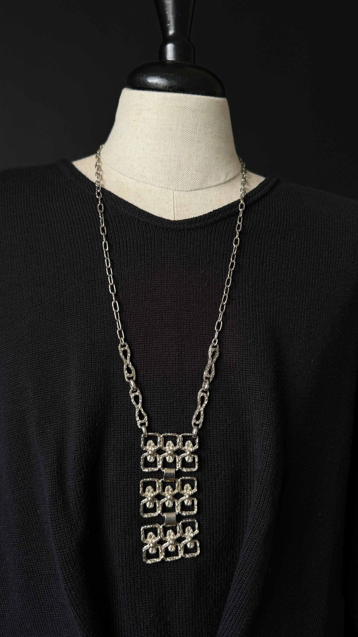 Midcentury chain silver