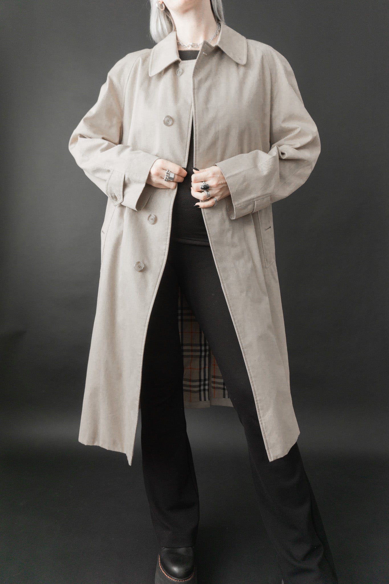 Burberrys Car Coat Beige – Vintage 80s Nova Check, M–L theplaincircle vintage