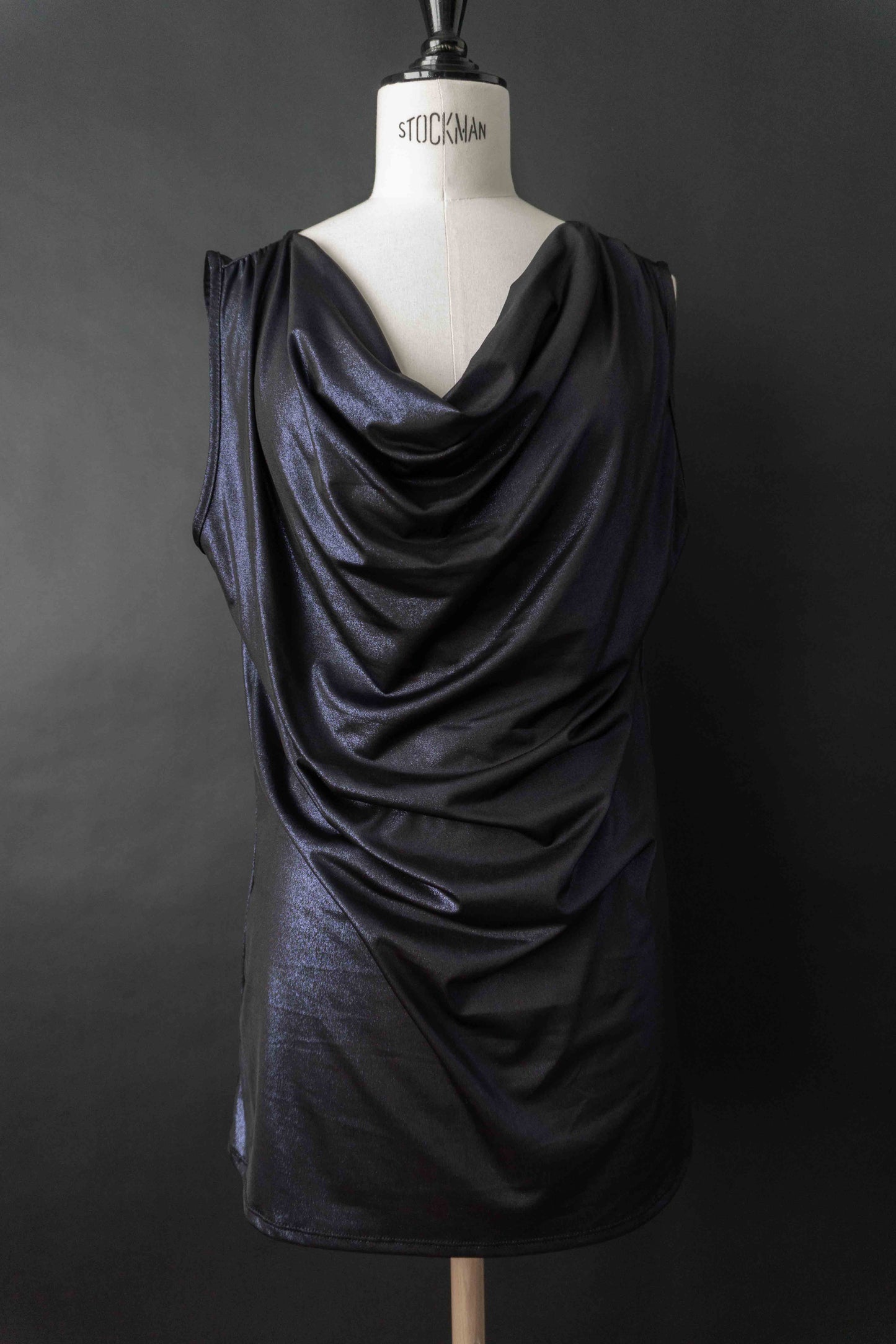 Vintage 90s Wasserfall Top, M–L theplaincircle vintage