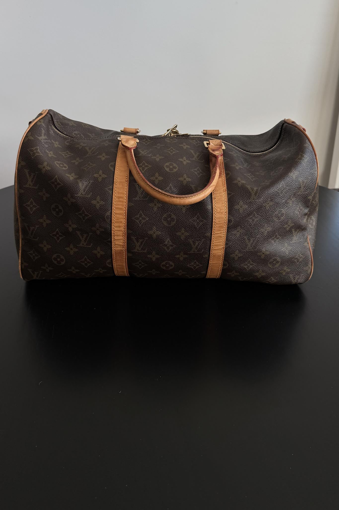 Louis Vuitton Keepall 45 Monogram Canvas – Vintage Reise-Tasche mit Ledergriffen