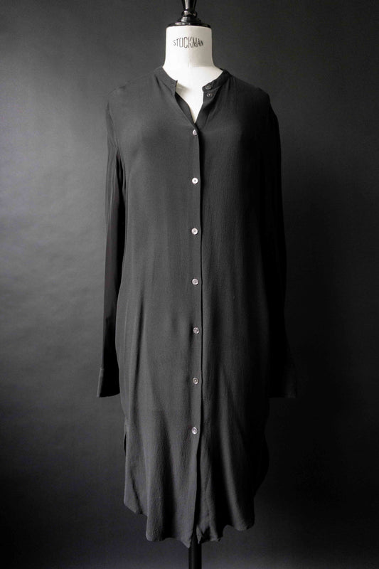 ACNE Vintage Seidenbluse – lange schwarze Designer Bluse mit Rückenring, S–M theplaincircle vintage