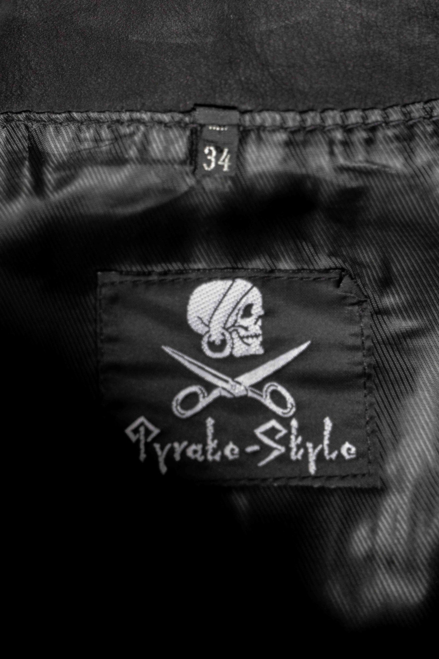 Vintage Pyrate Style Leder Shorts, Riri Zipper, XXS–XS theplaincircle vintage