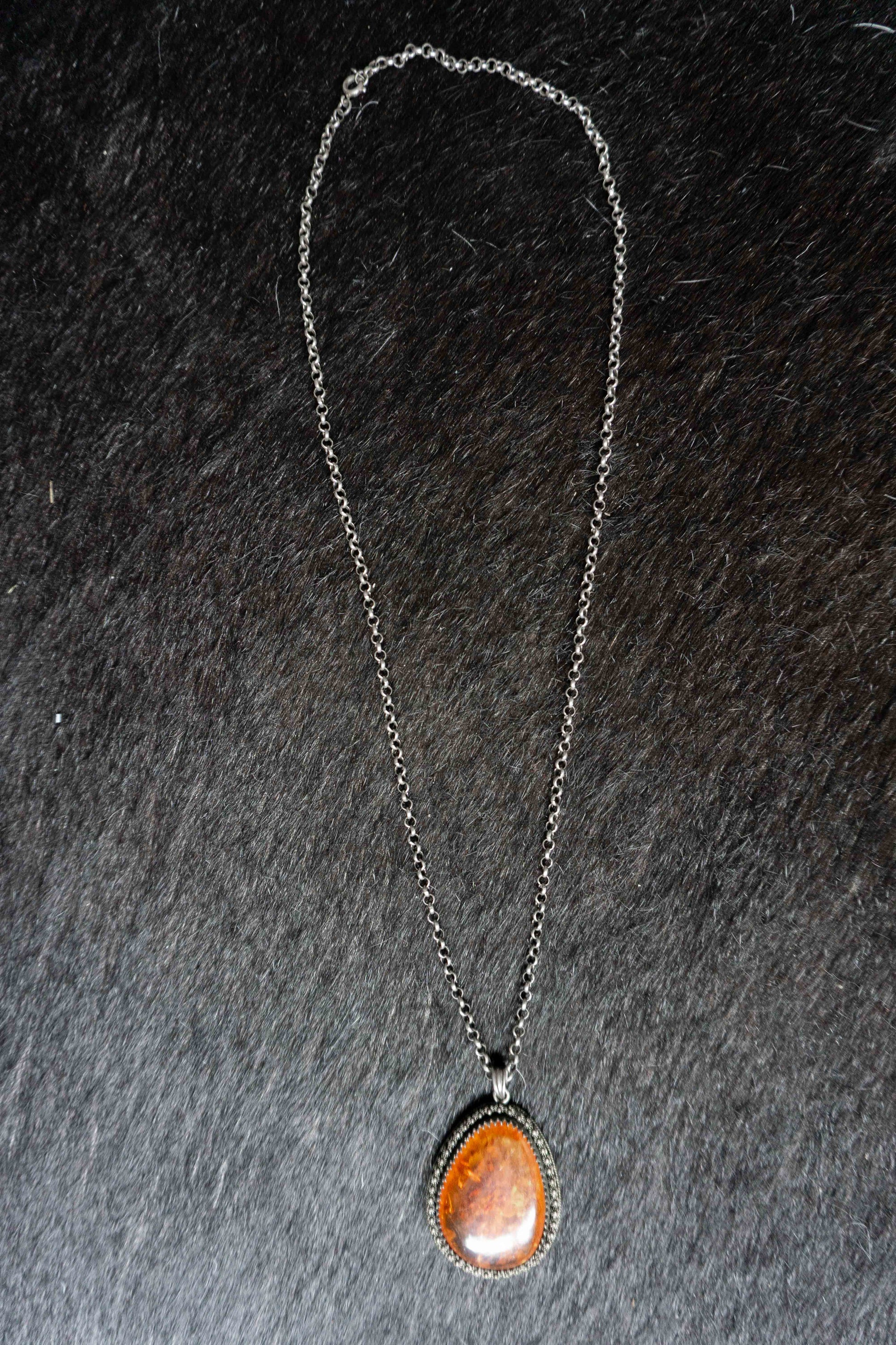 Großer Bernstein Anhänger 835 Silber – Vintage Kette 50er Jahre, echtes Silber Schmuck Unikat theplaincircle vintage