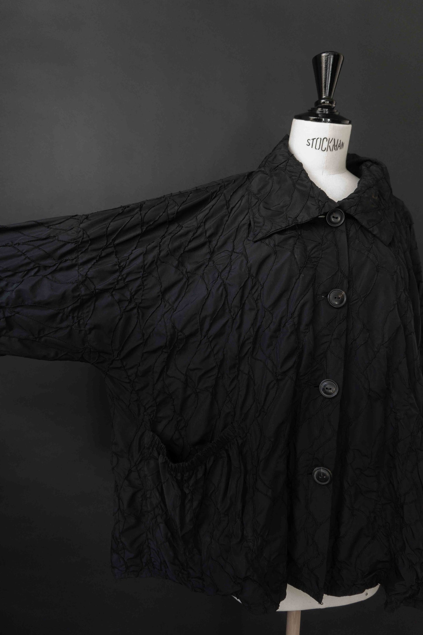 Vintage avantgarde Oversize Jacke Schwarz, Lightweight Layering Piece, L–XL theplaincircle vintage