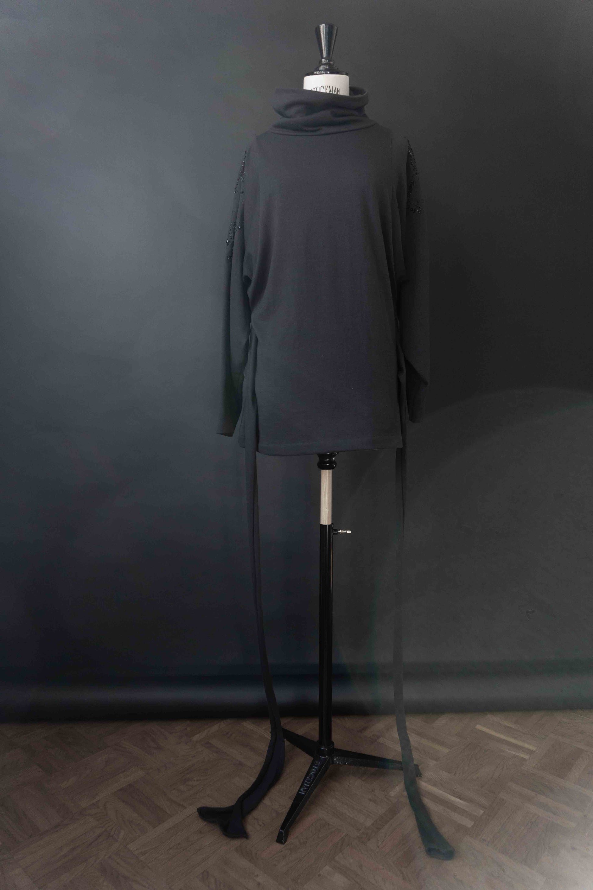 80s Sweatshirt mit Rollkragen & Wickel-Detail – schwarzes Statement Piece, S–M theplaincircle vintage