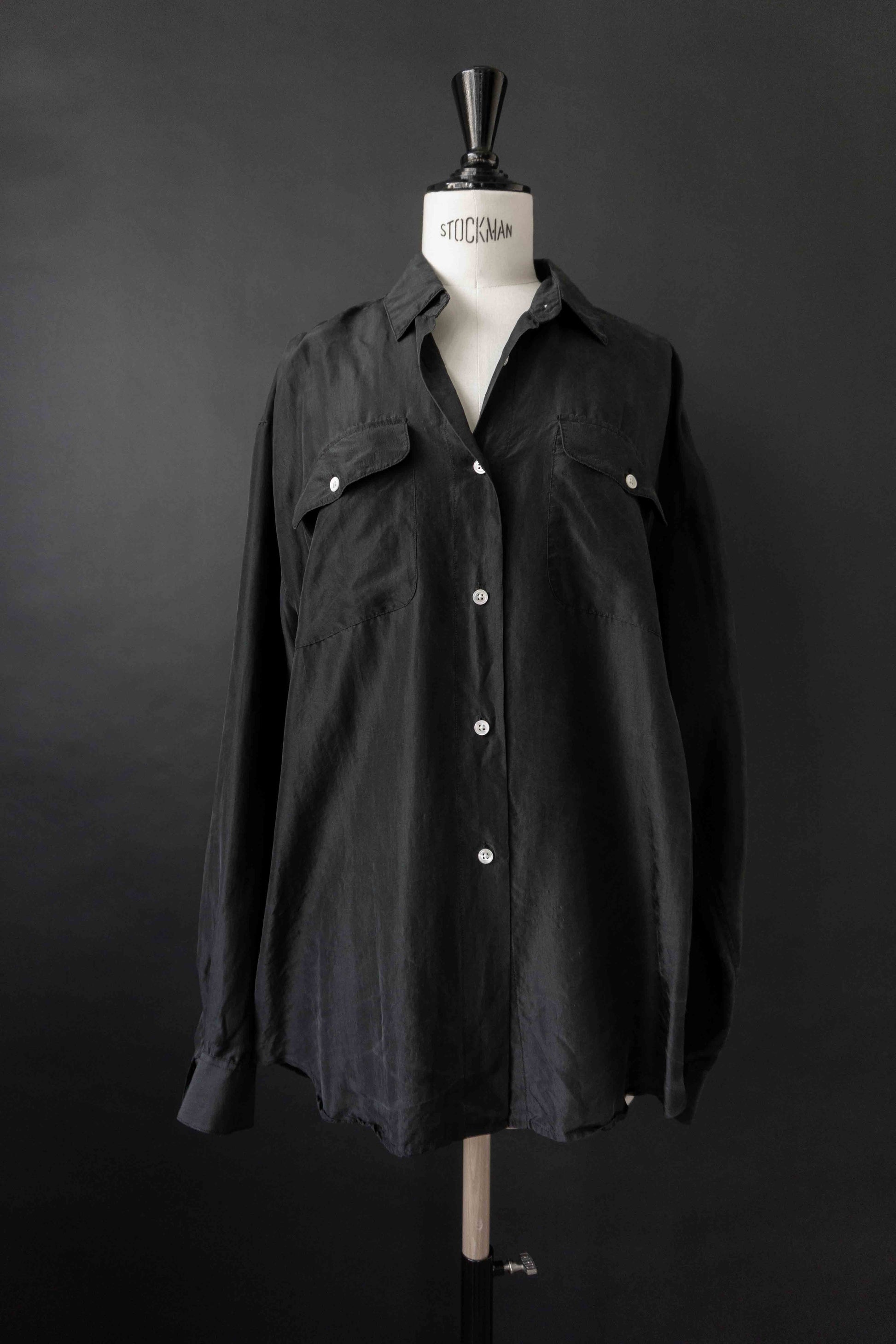 Vintage Seidenbluse schwarz 80er – Avantgarde Designer Bluse „Asphalt“, M–XL theplaincircle vintage