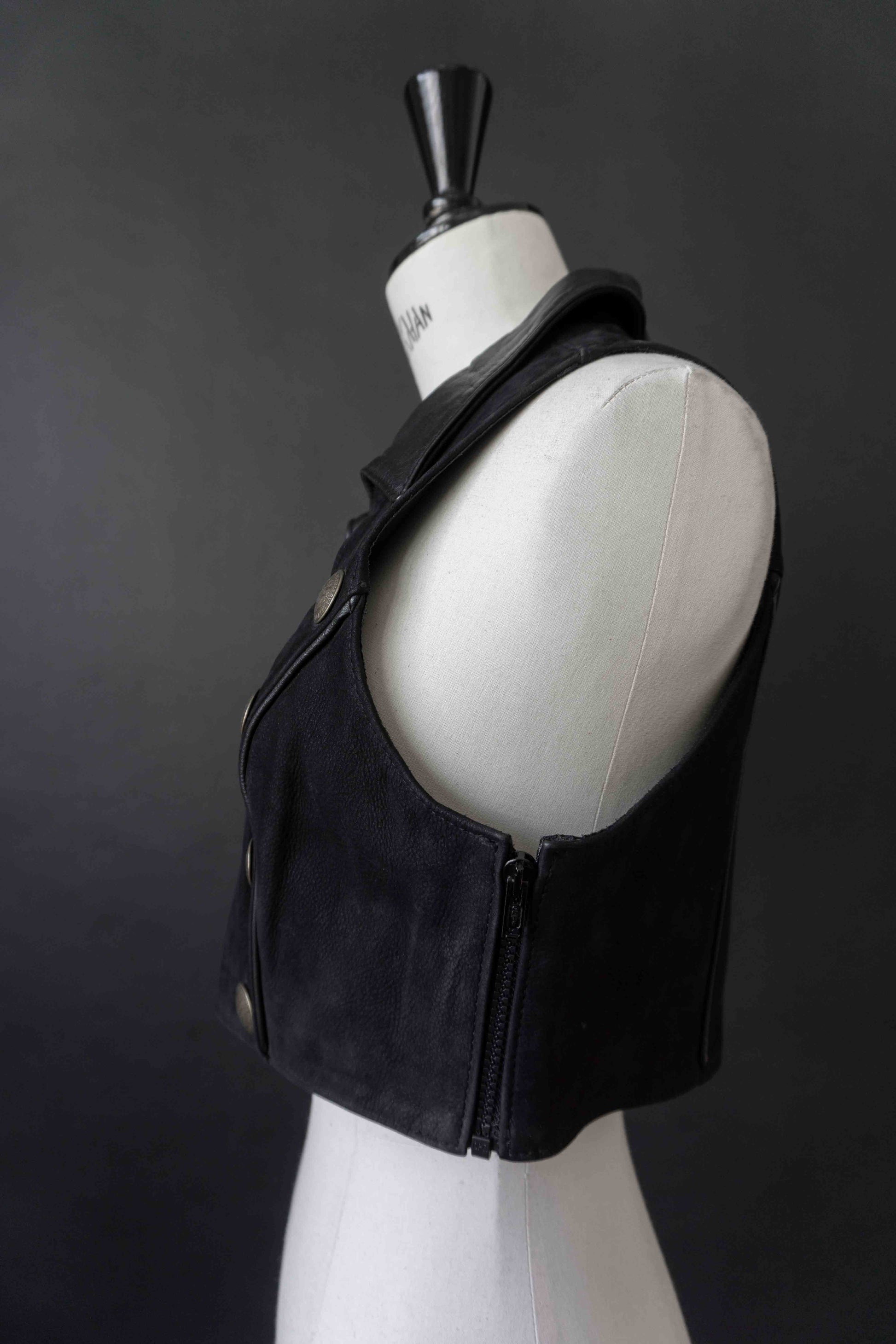 Vintage Pyrate Style Hamburg Ledertop S–M theplaincircle vintage