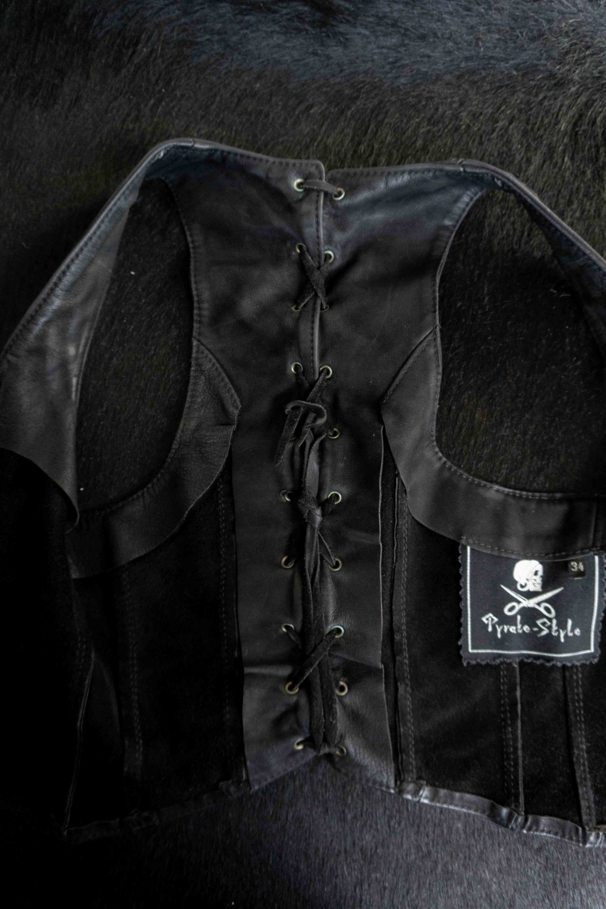 Vintage Pyrate Style Hamburg Lederweste Schwarz XS theplaincircle vintage