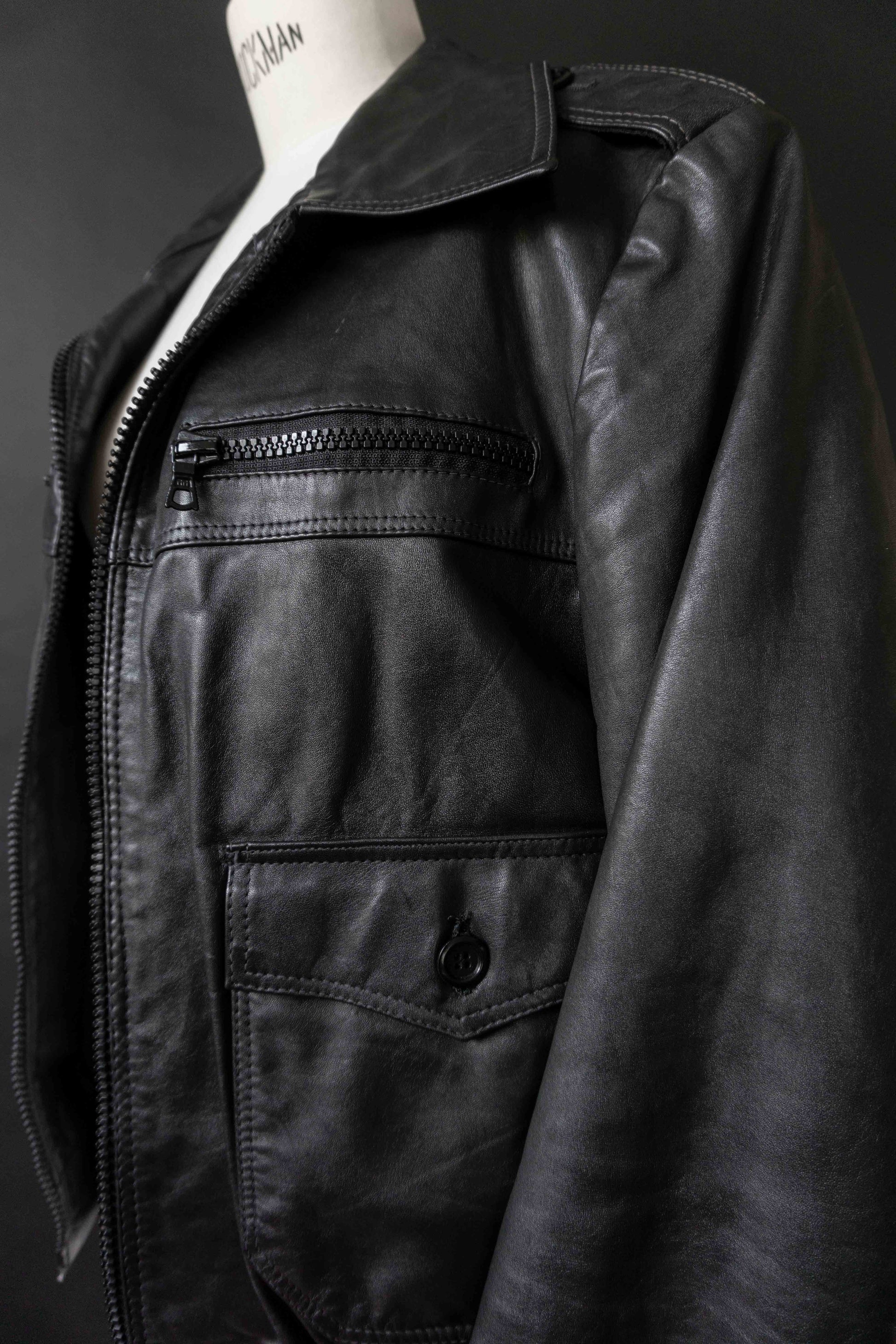 70s Lederjacke Schwarz S–M theplaincircle vintage