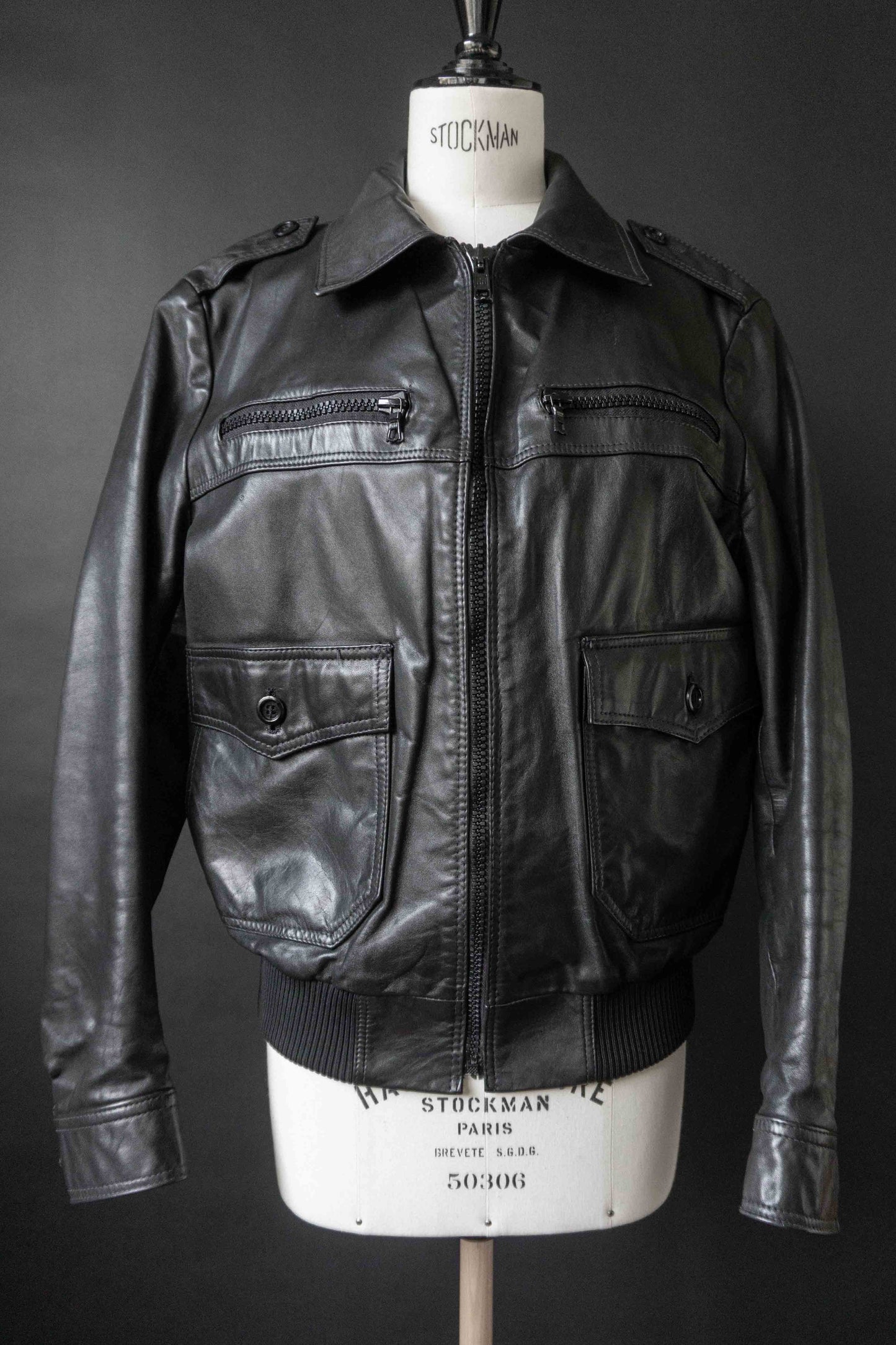 70s Lederjacke Schwarz S–M theplaincircle vintage