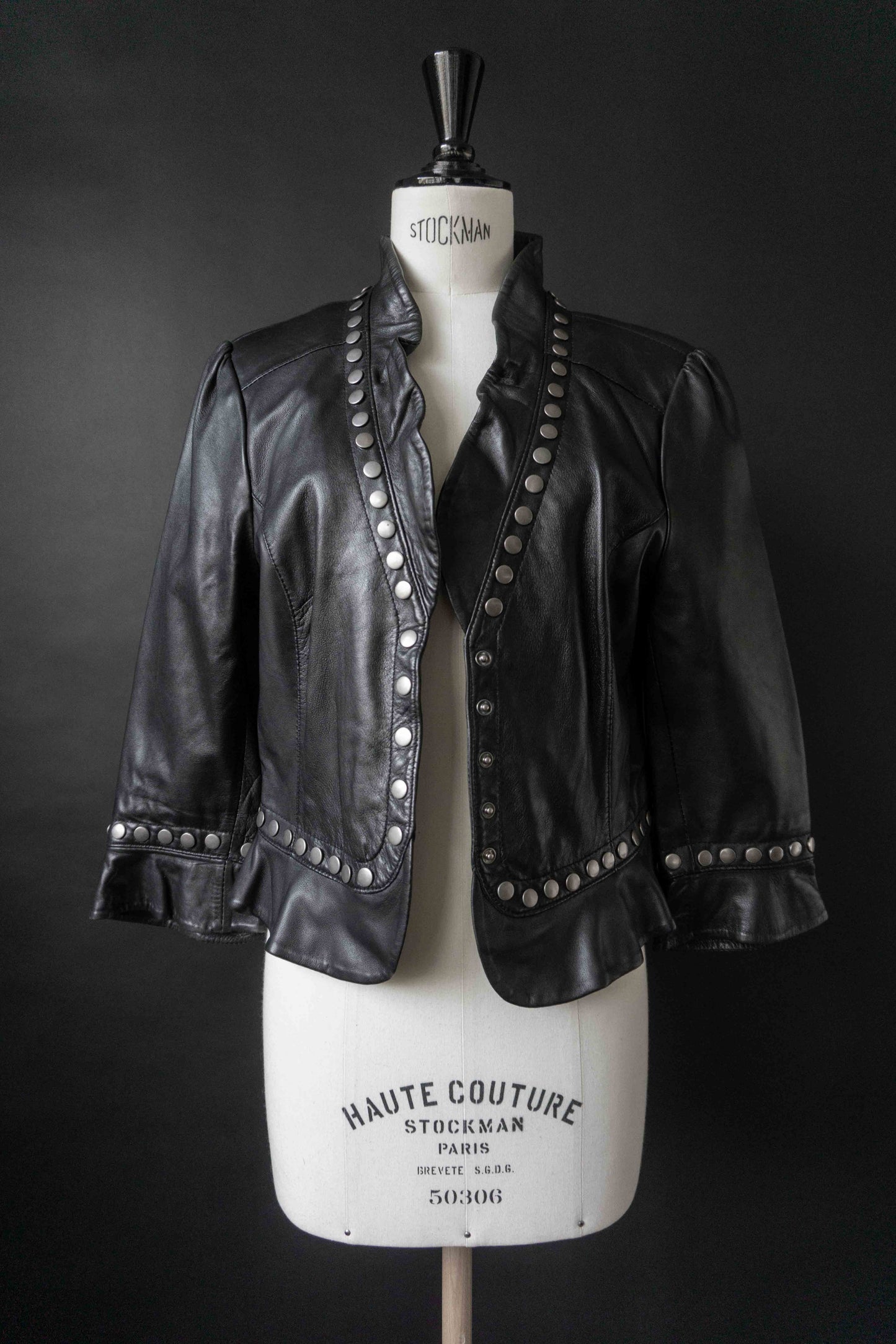 Lederjacke Nieten cropped, XS–M theplaincircle vintage
