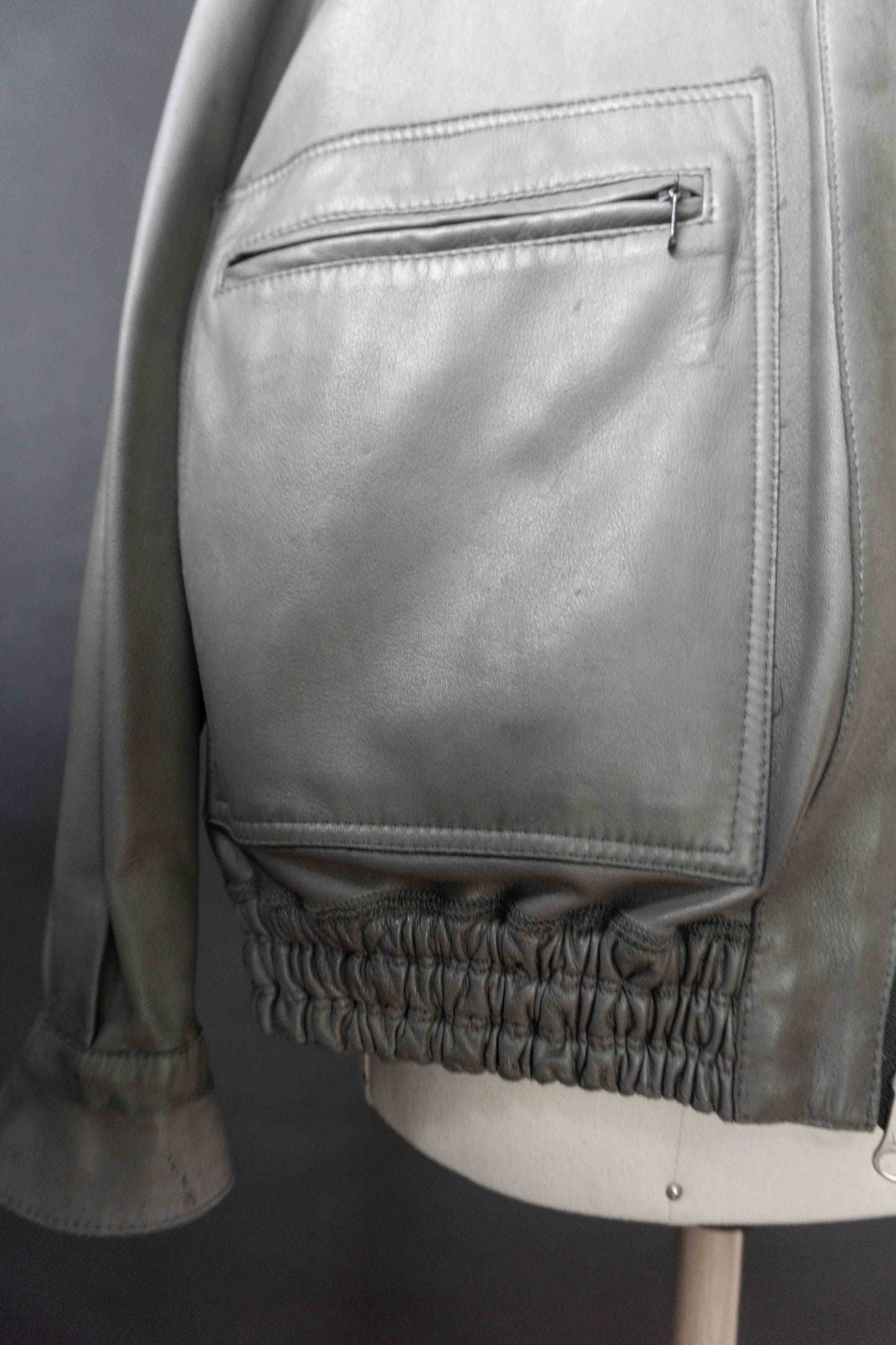 Wende-Lederjacke Grau, S–M theplaincircle vintage