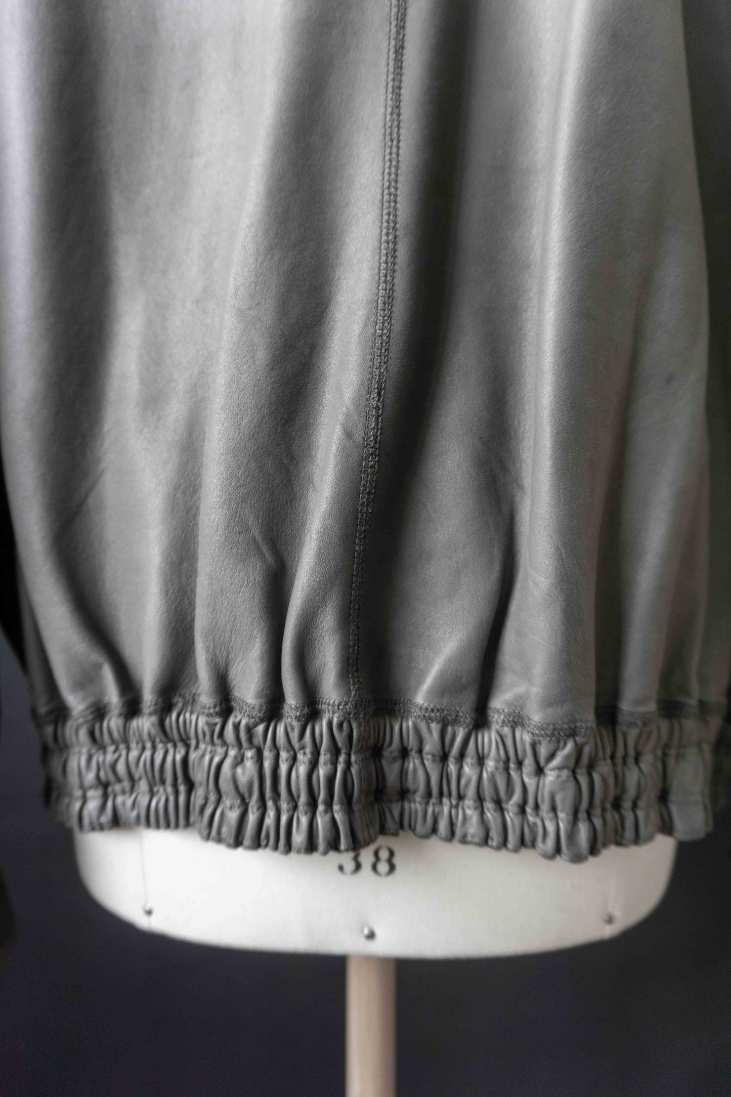 Wende-Lederjacke Grau, S–M theplaincircle vintage