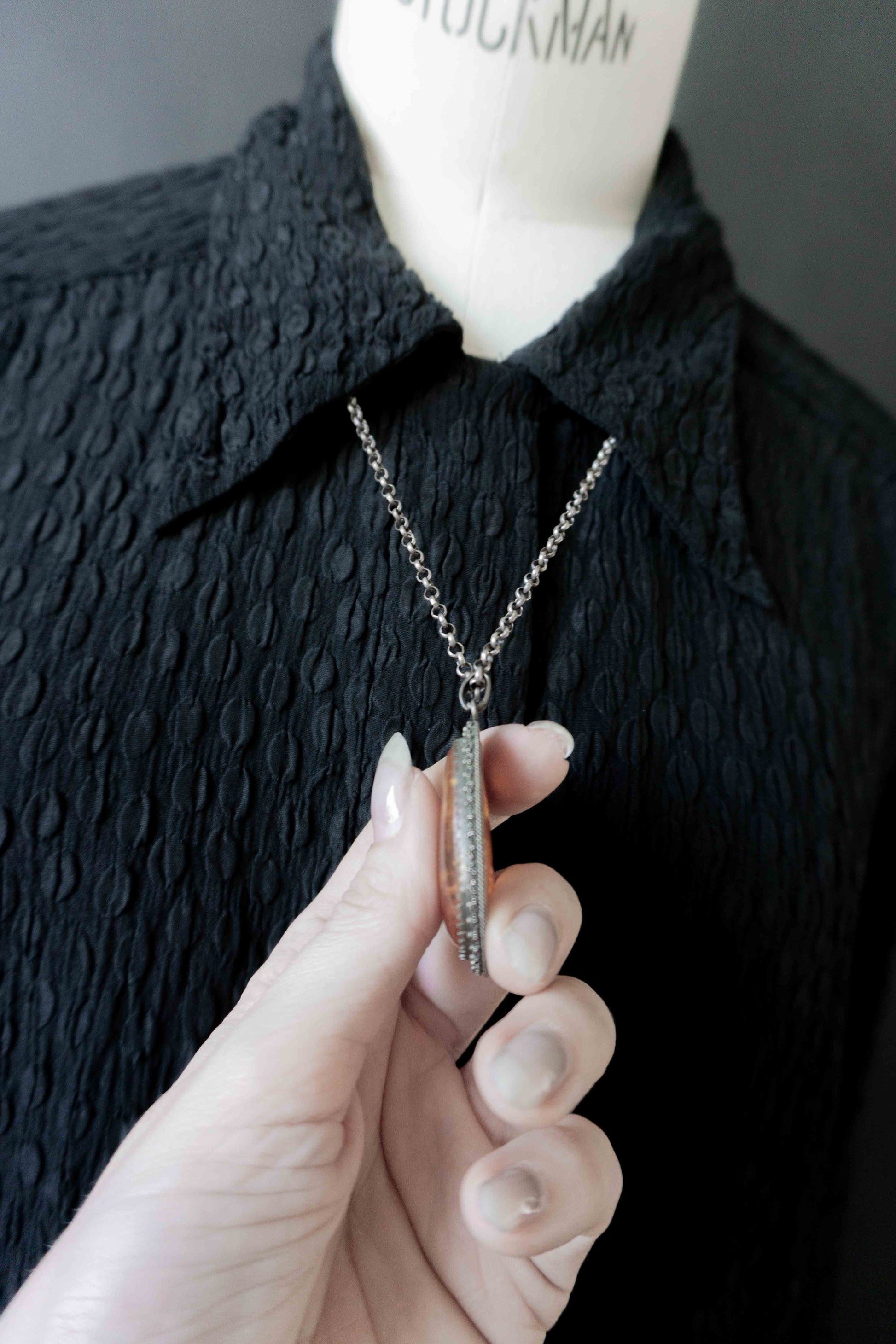 Großer Bernstein Anhänger 835 Silber – Vintage Kette 50er Jahre, echtes Silber Schmuck Unikat theplaincircle vintage