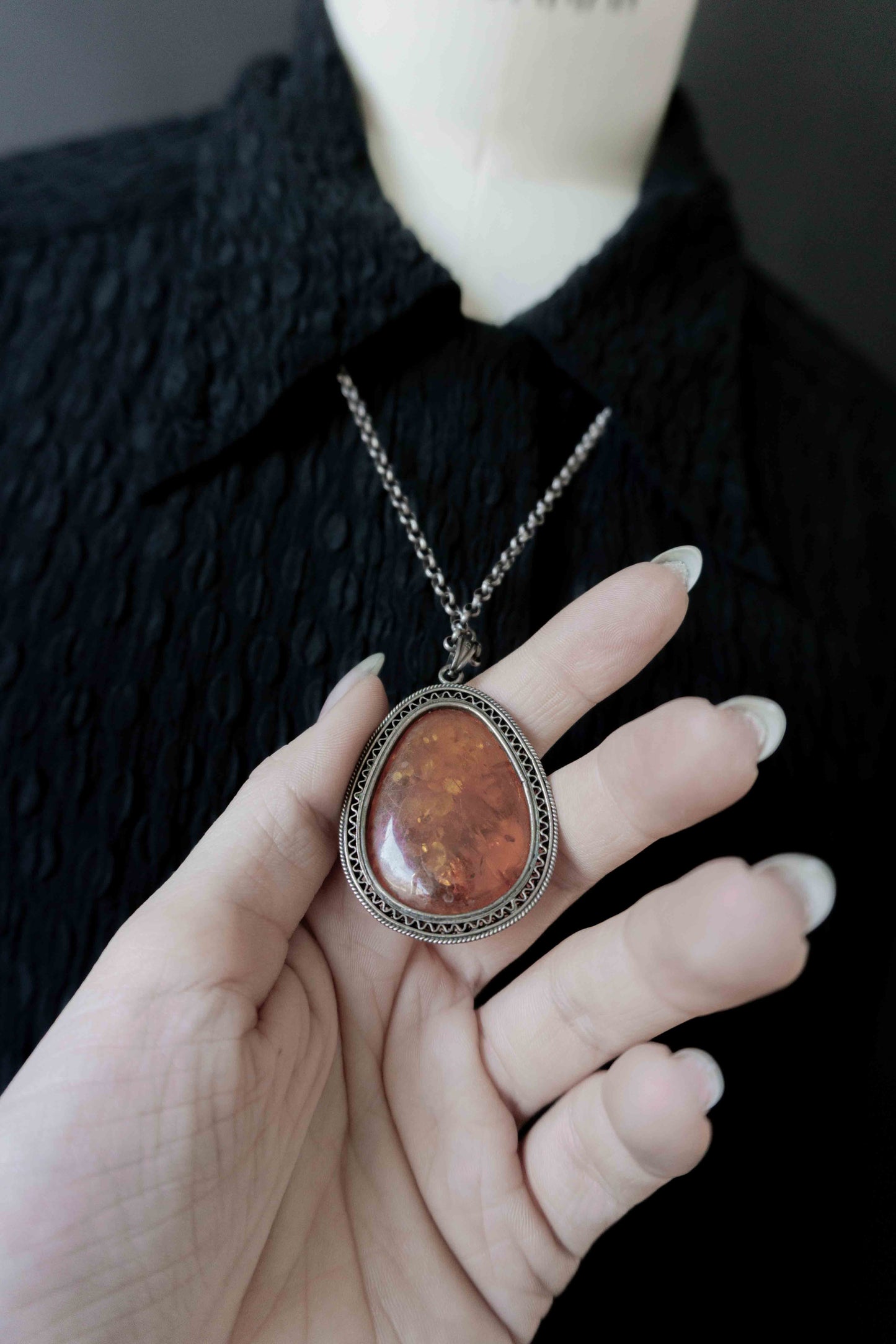Großer Bernstein Anhänger 835 Silber – Vintage Kette 50er Jahre, echtes Silber Schmuck Unikat theplaincircle vintage