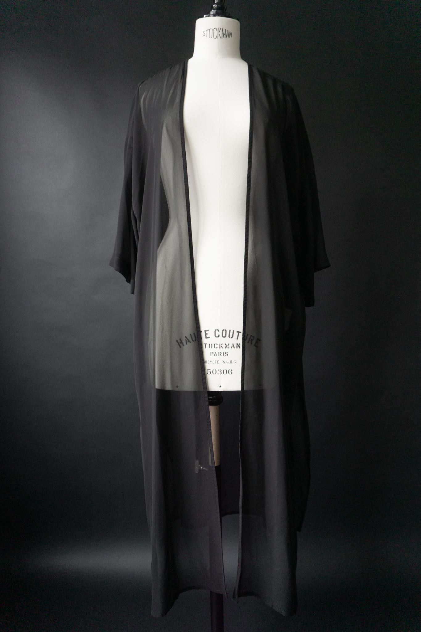 Vintage Kimono, schwarzes Layering Piece für Goth Summer Looks, S–XL