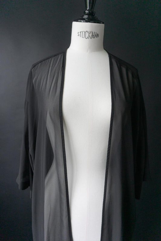Vintage Kimono, schwarzes Layering Piece für Goth Summer Looks, S–XL