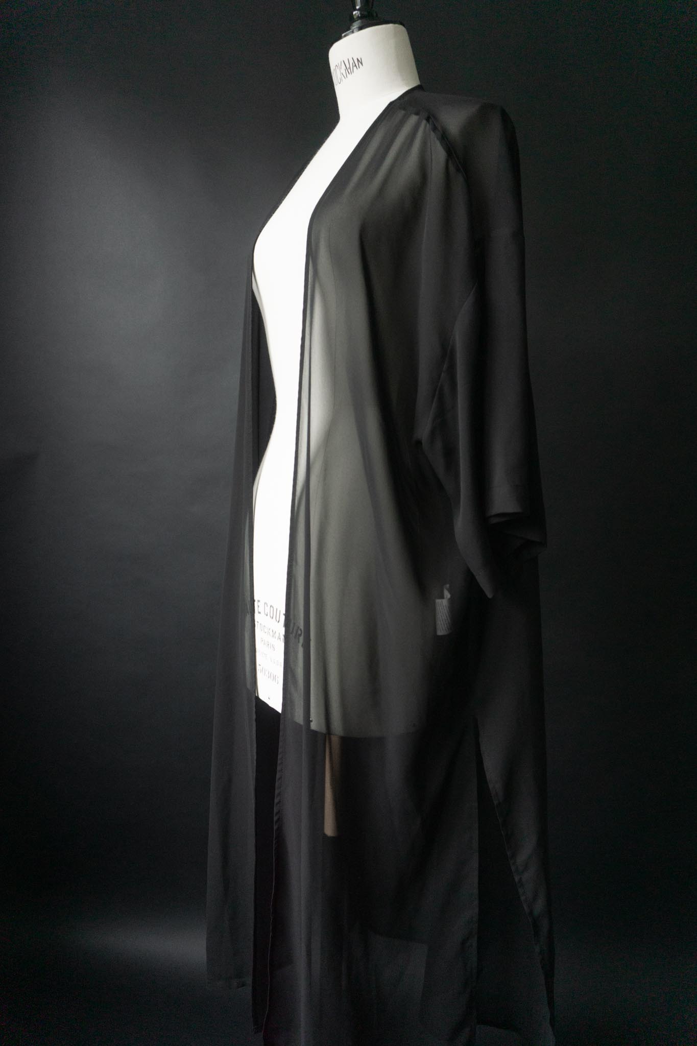 Vintage Kimono, schwarzes Layering Piece für Goth Summer Looks, S–XL