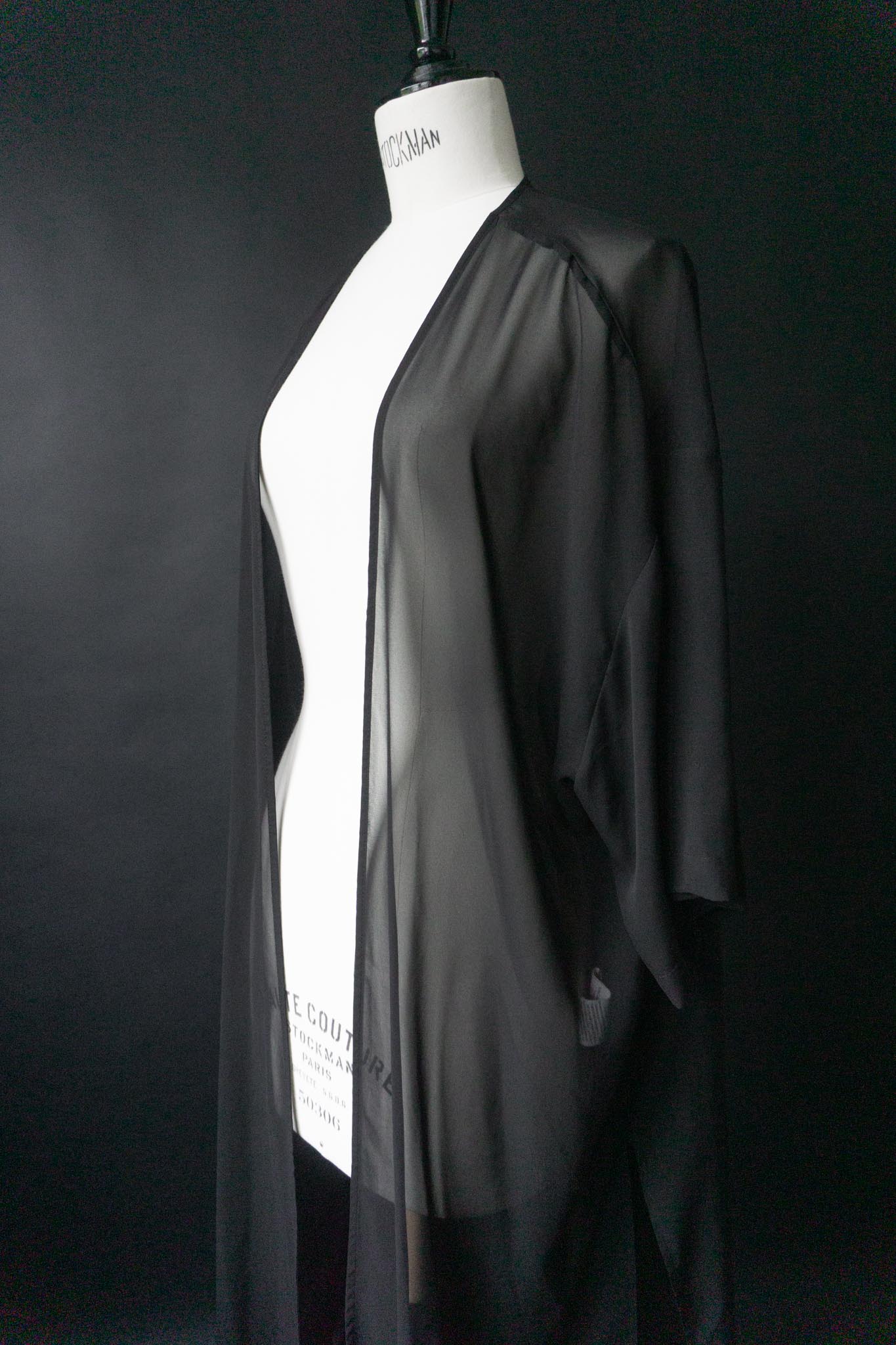Vintage Kimono, schwarzes Layering Piece für Goth Summer Looks, S–XL