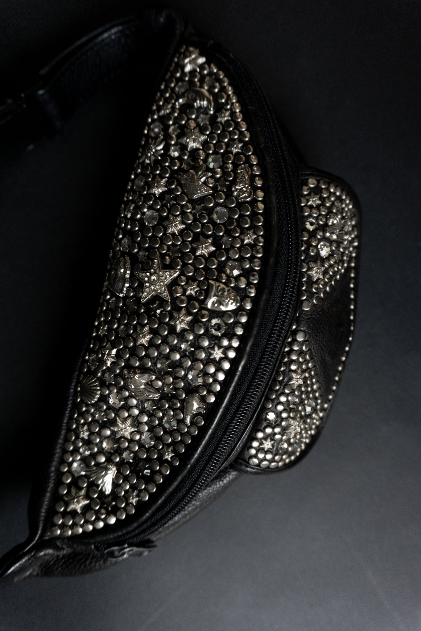 Vintage Kolster Bauchtasche aus Leder mit Nieten und Strass