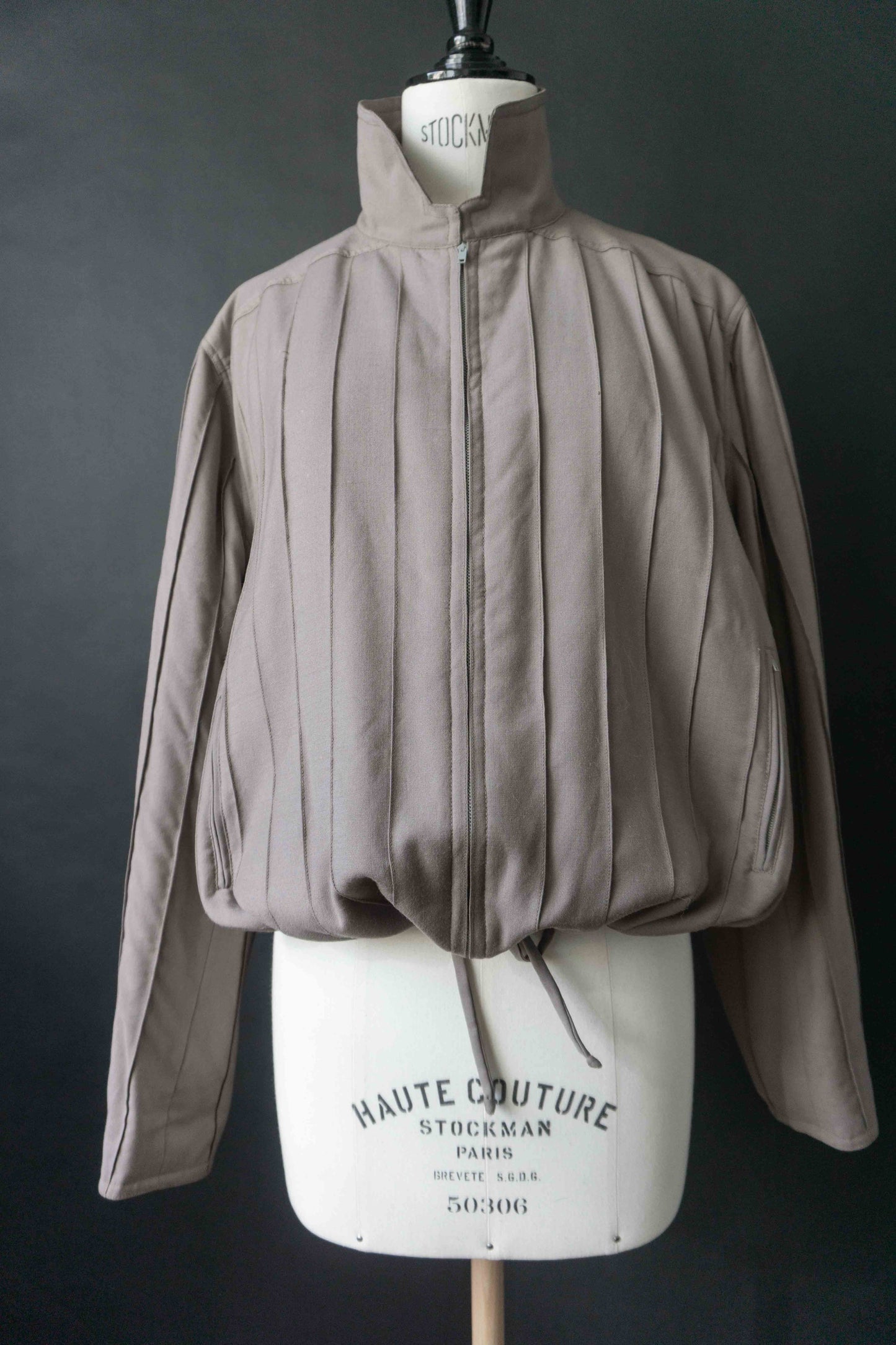 Laura Biagiotti Vintage Jacke – taupe Baumwolle, 70s Designer, S–M theplaincircle vintage